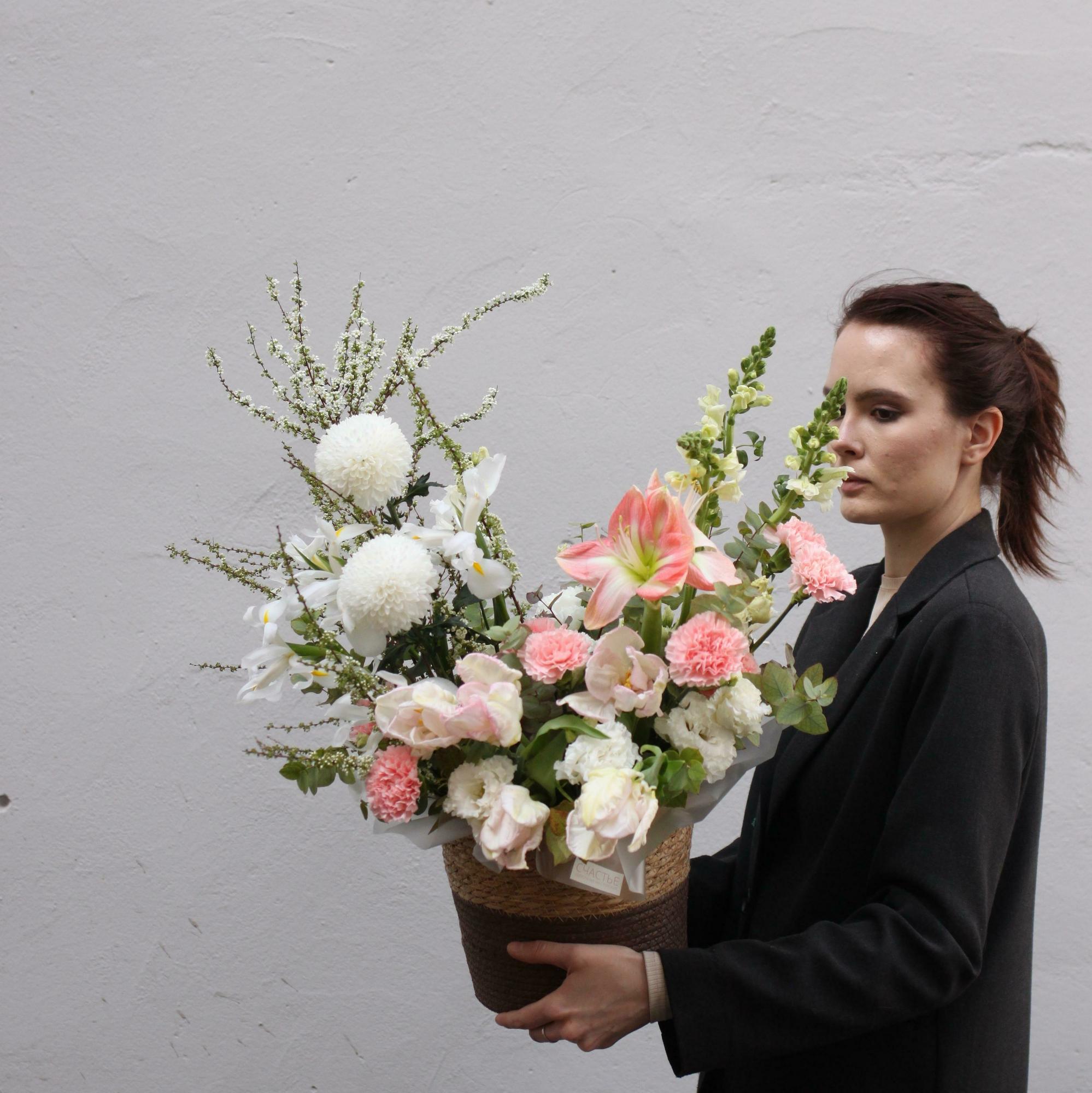 Нежная корзина Весна