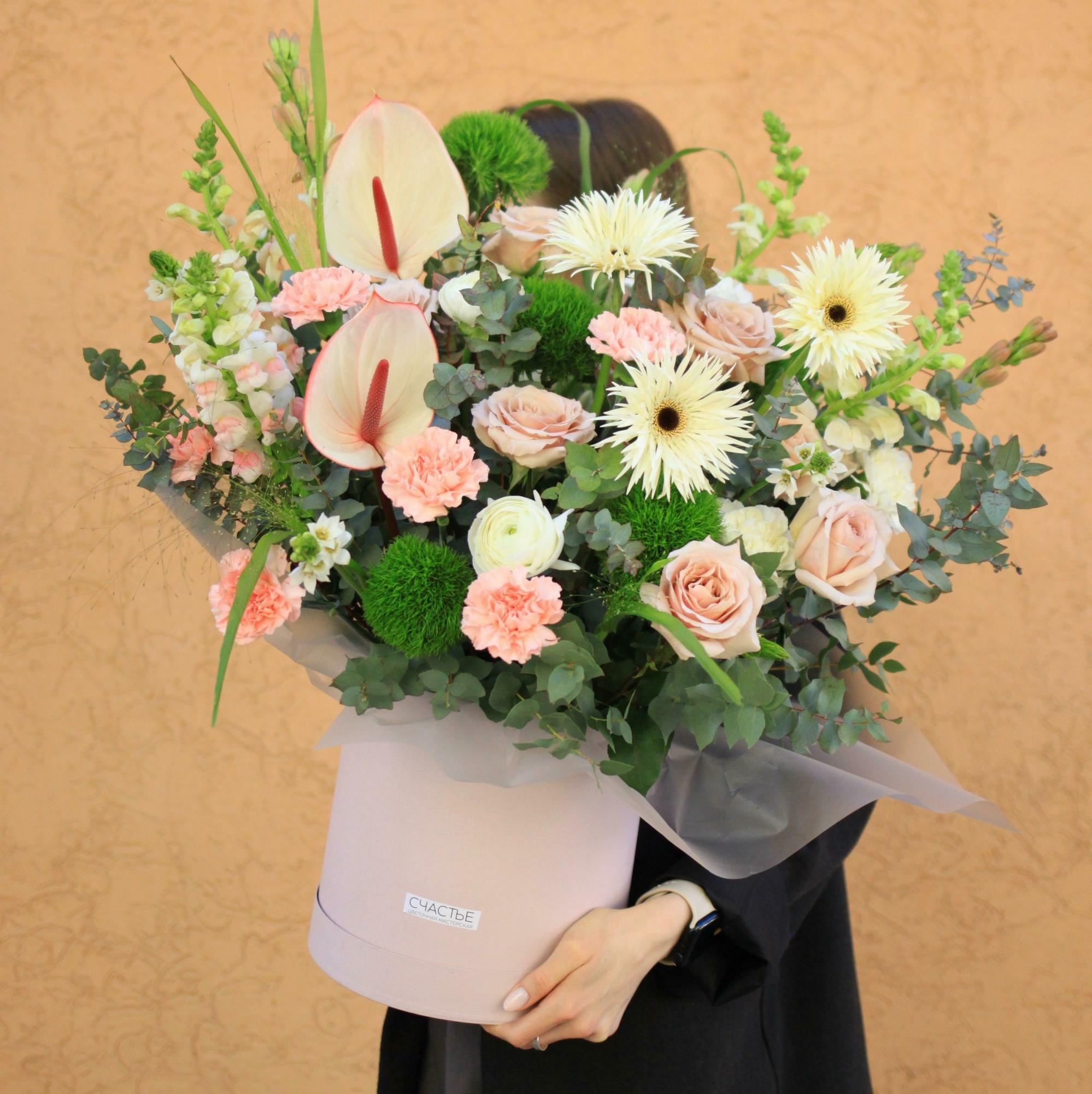 Композиция с антуриумами maxi