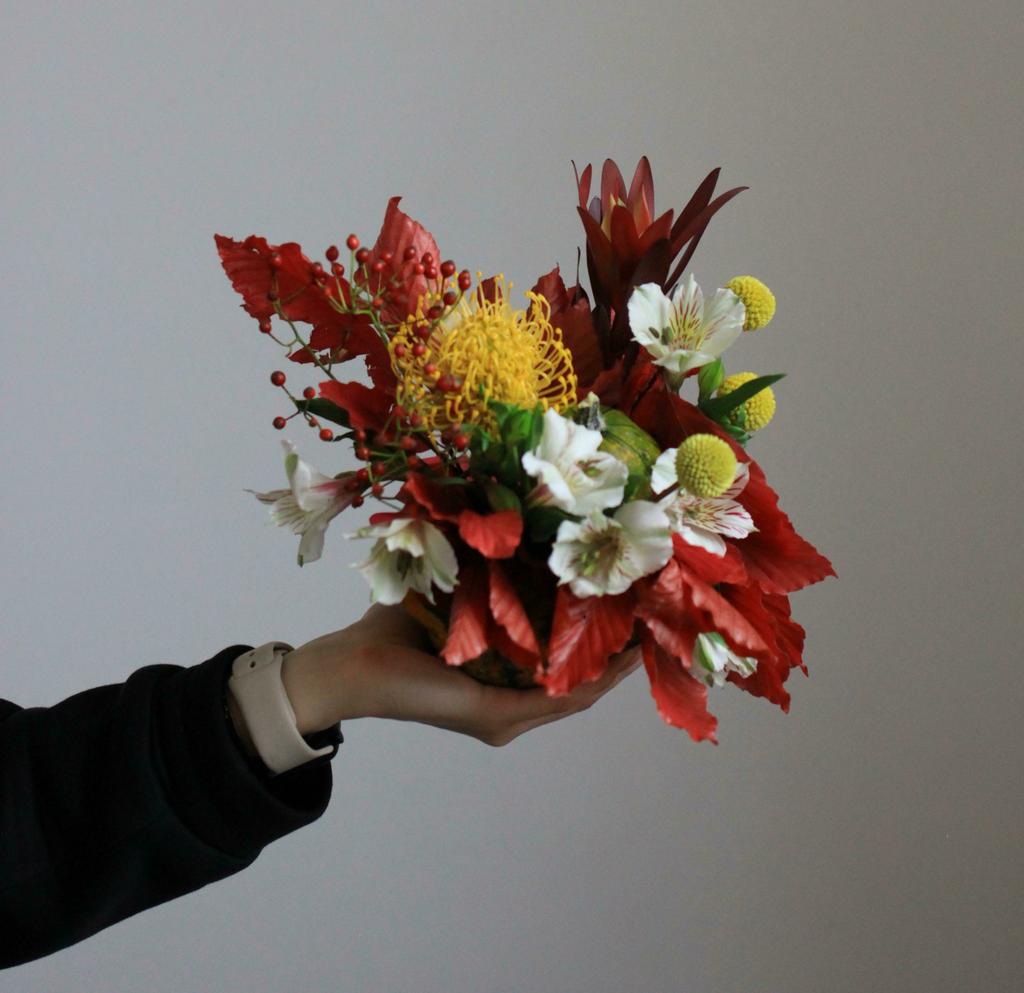 Осенняя композиция в мини тыкве