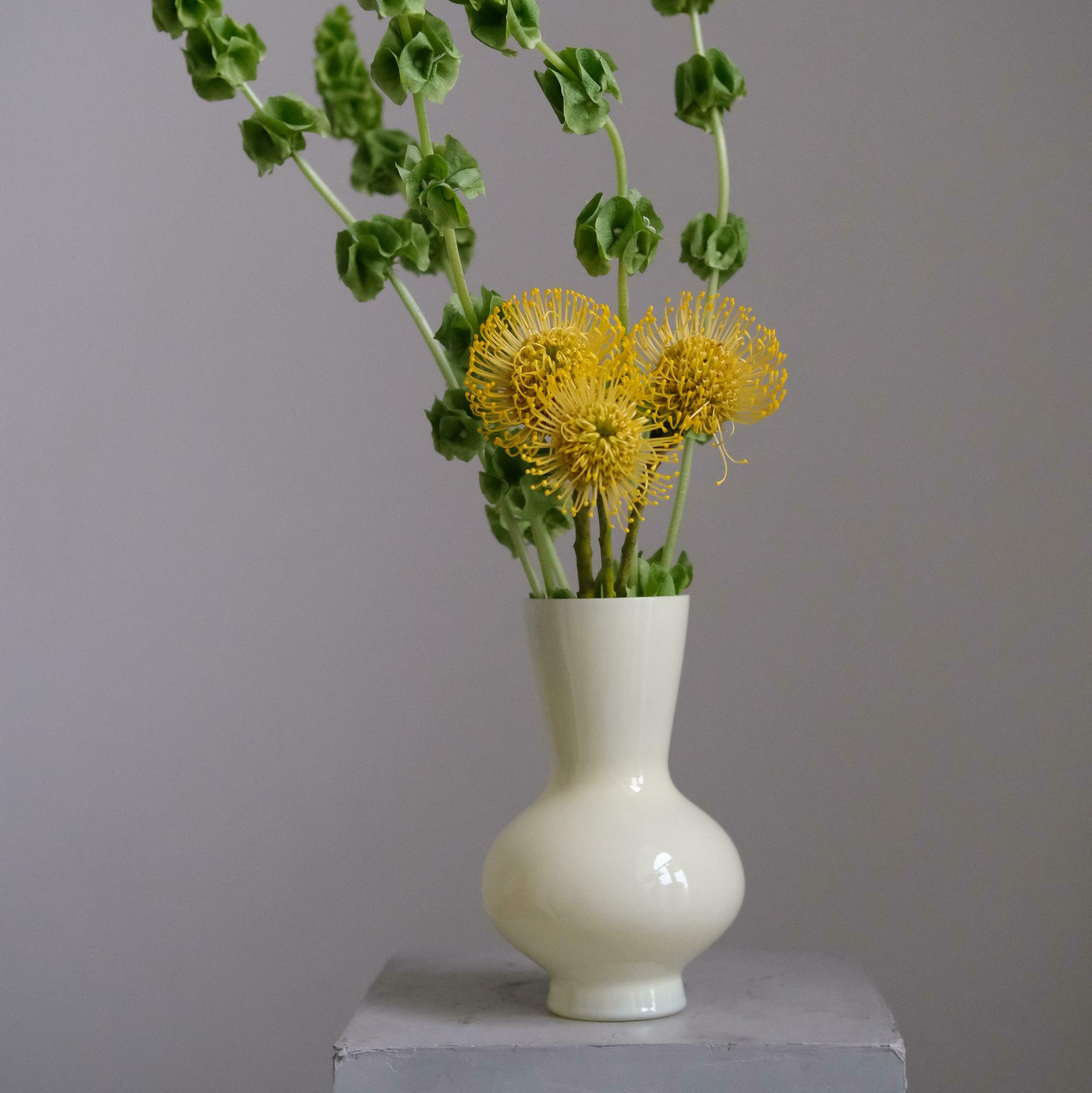 Ваза стекло лимонная