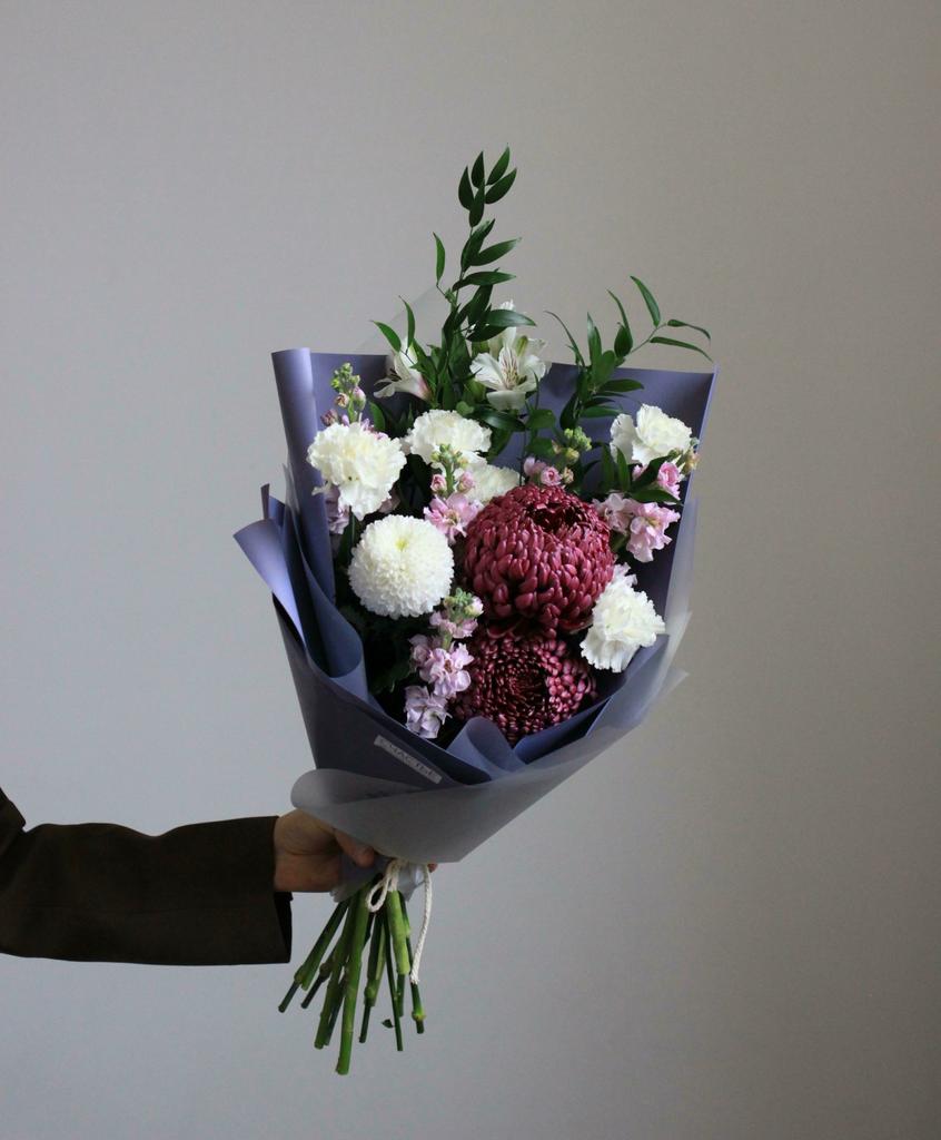 Букет с яркими акцентами