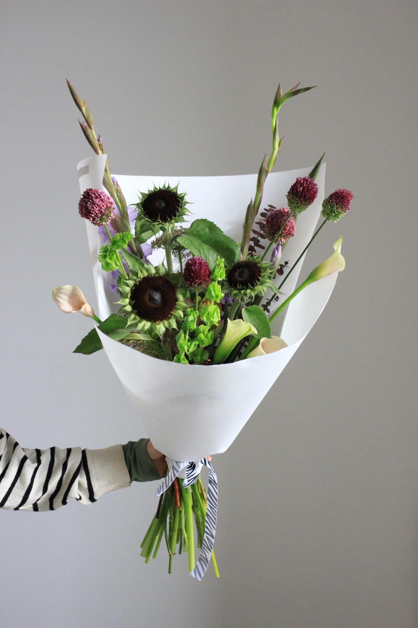 Интерьерный в черничной гамме