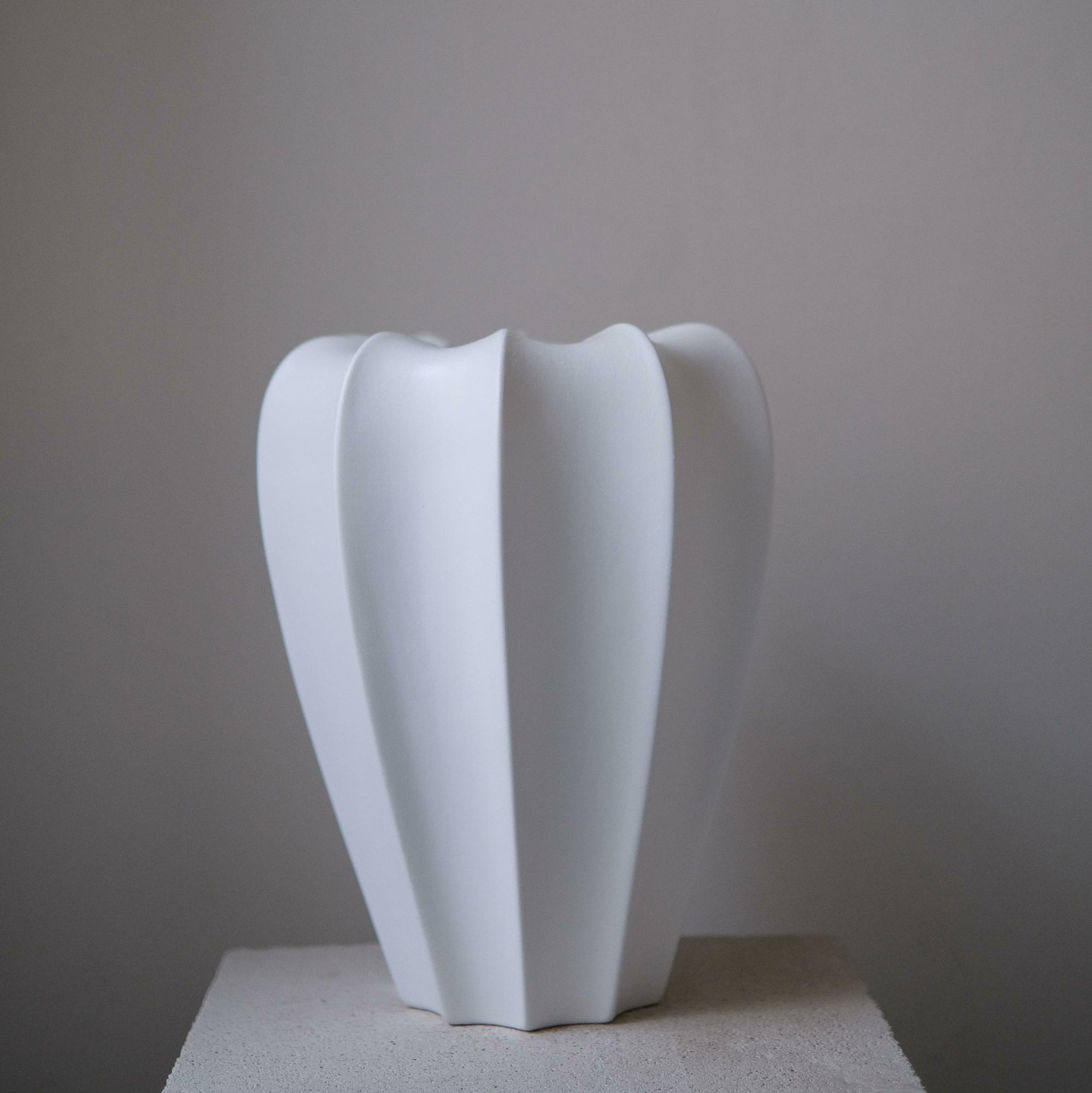 Ваза Баухаус