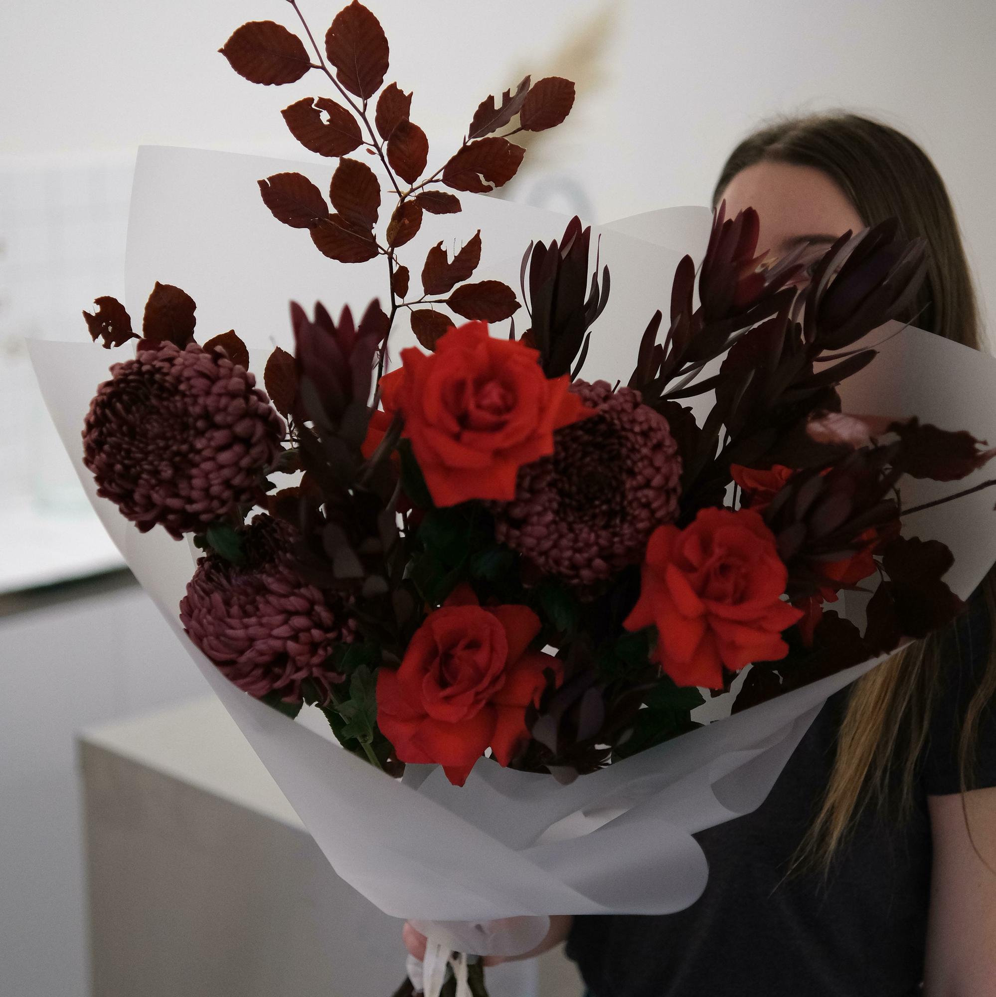 Осенний бордовый букет