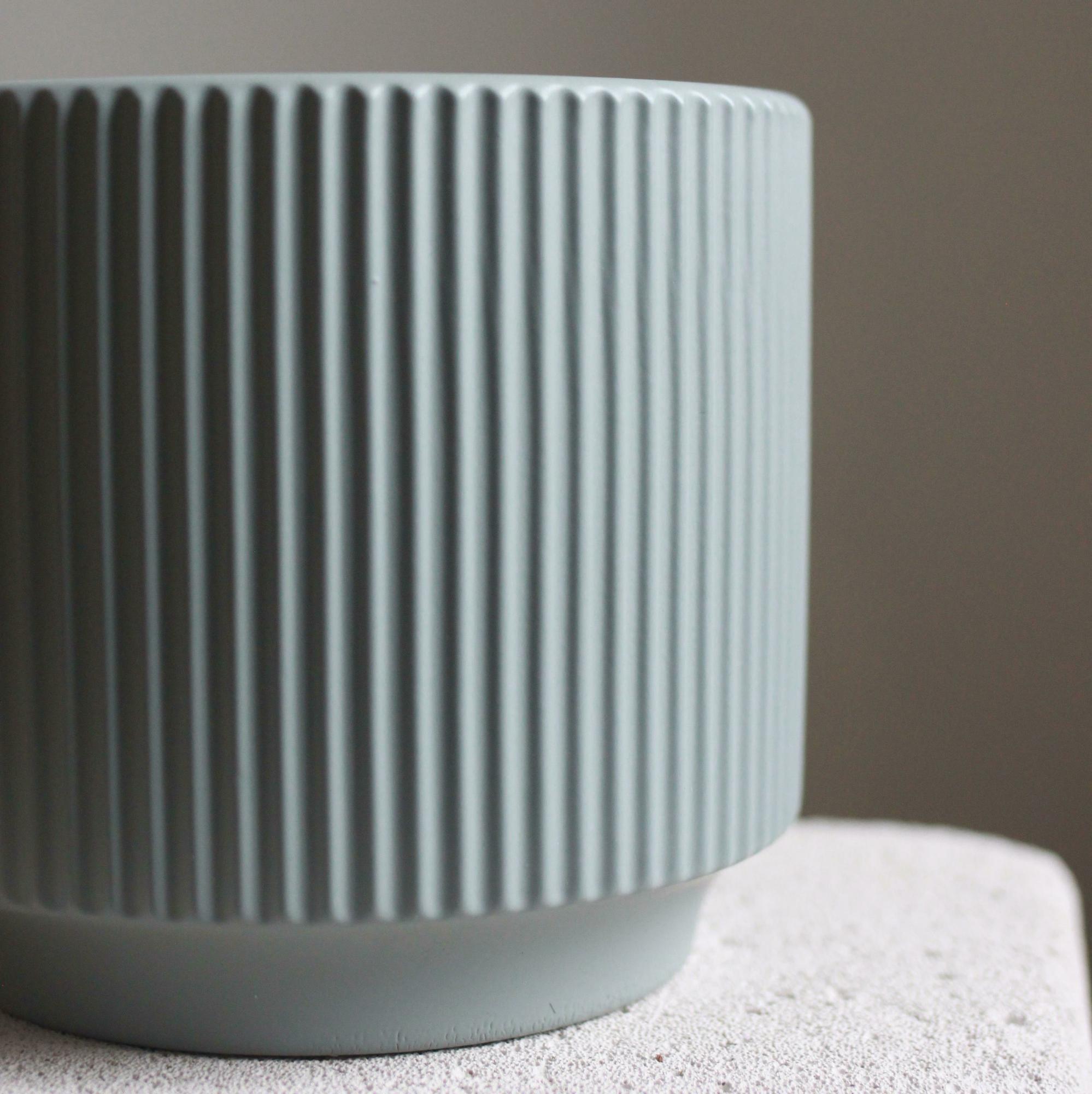 Кашпо синее