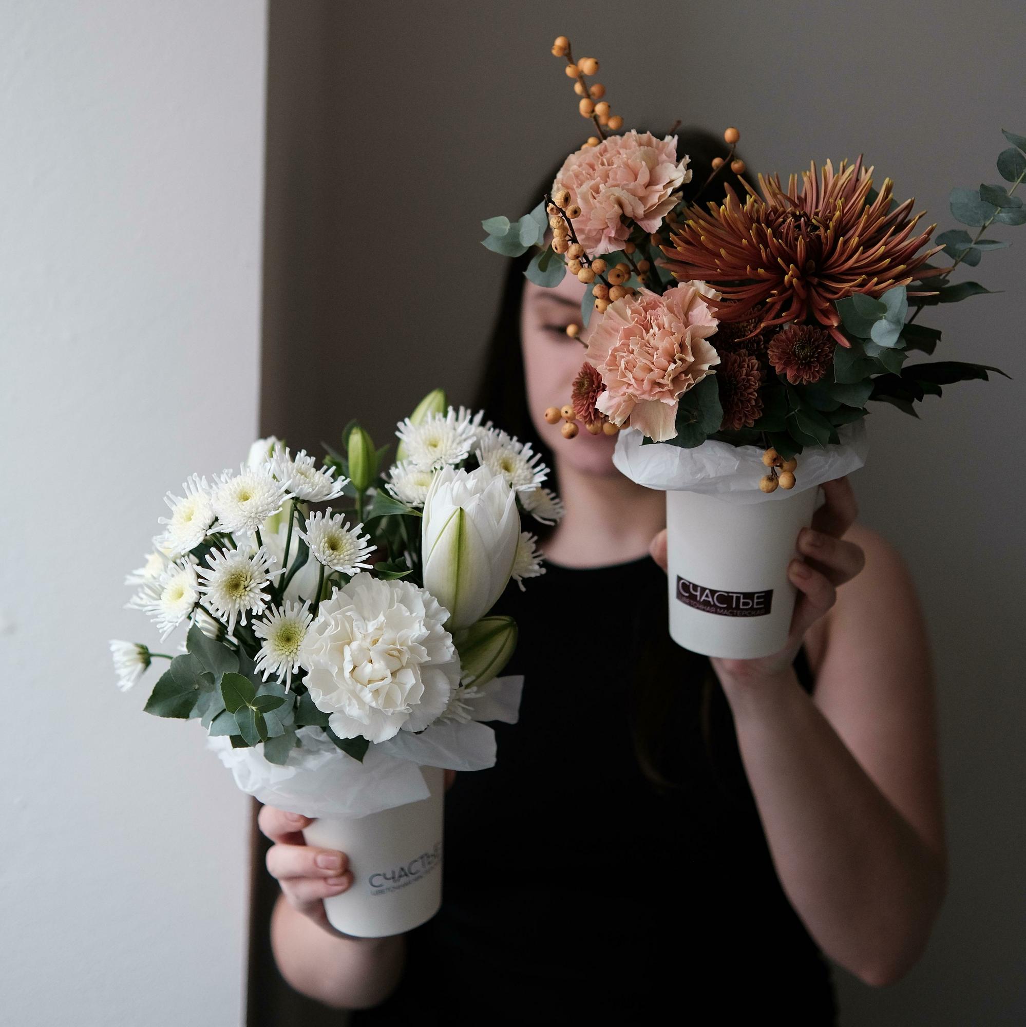 Стаканчик с цветами