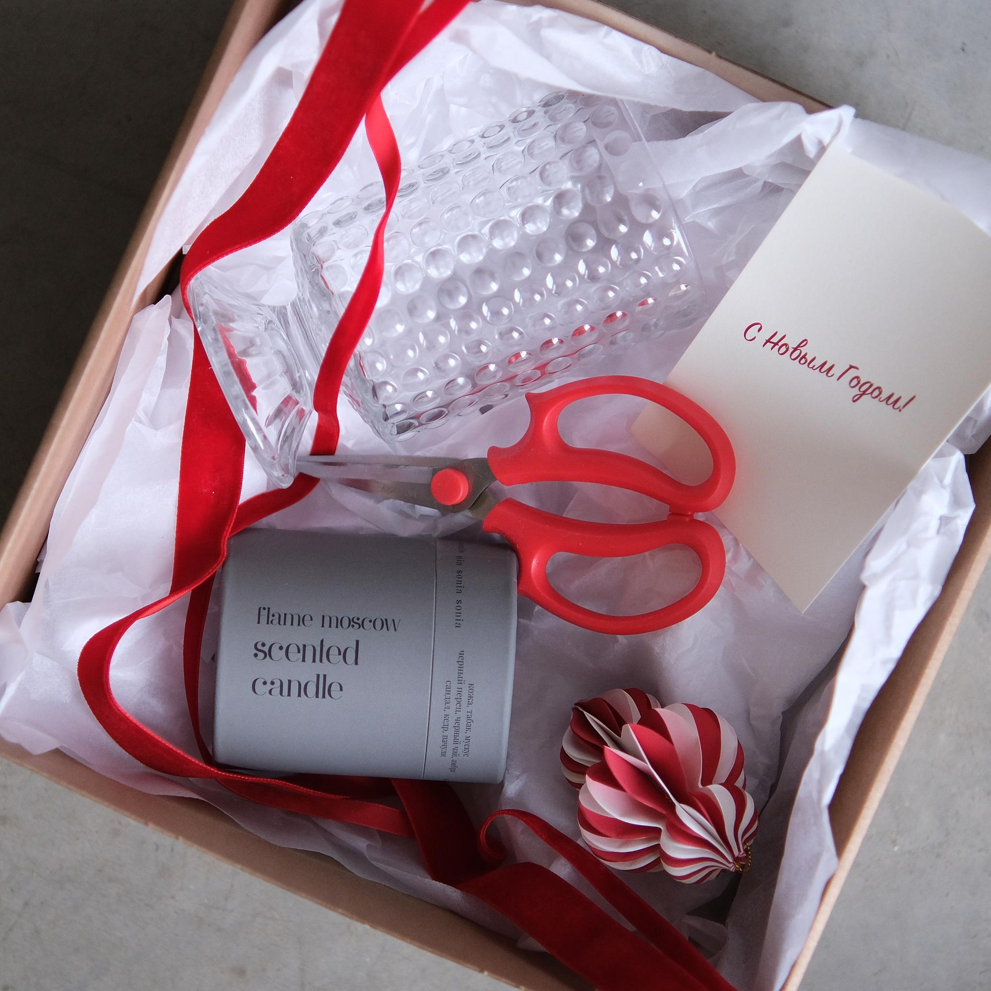 Подарочный набор со свечой Flame,вазой и секатором