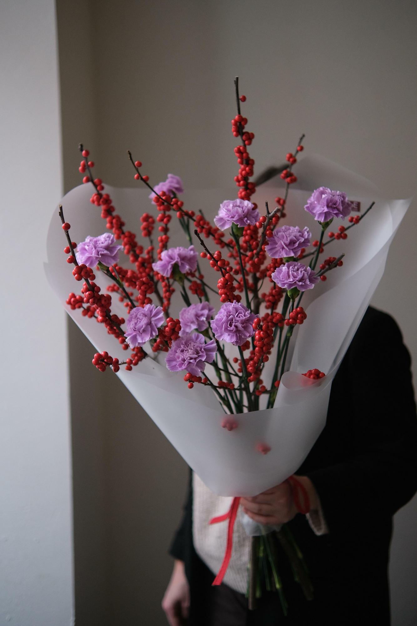 Илекс + гвоздики