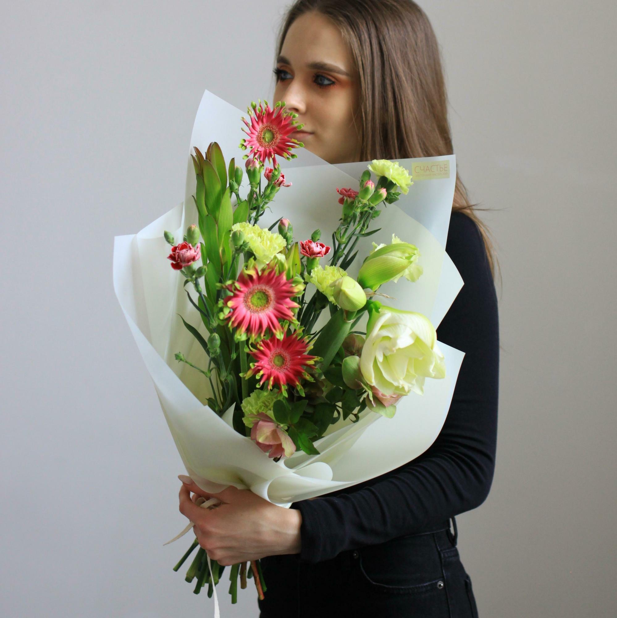 Букет с амариллисом