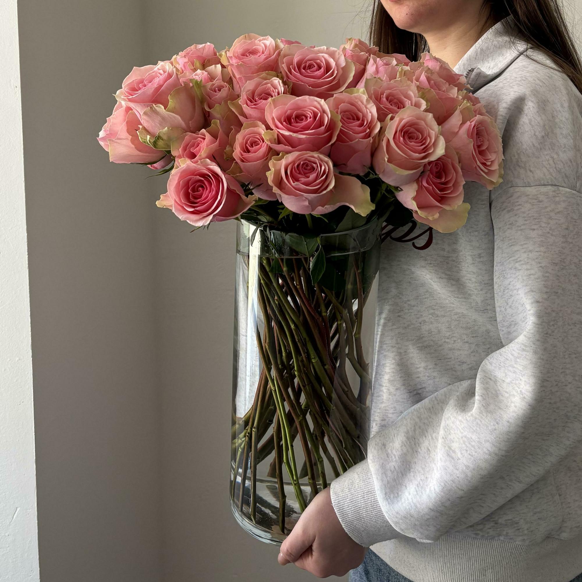 Монобукет пудровых роз