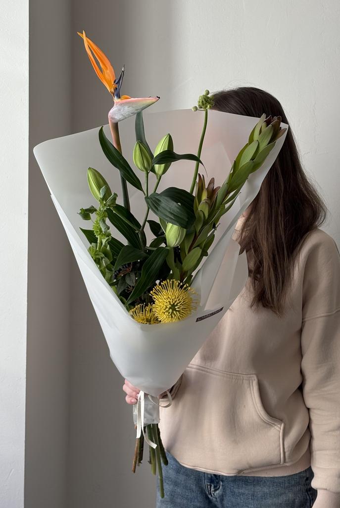 Букет со Стрелицией