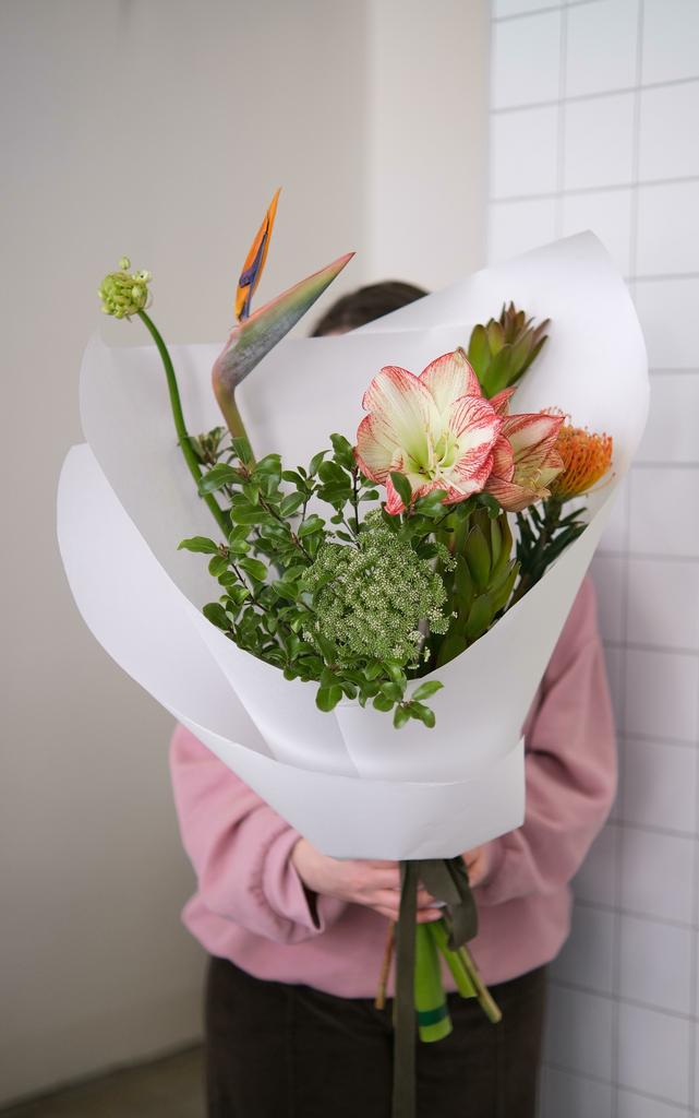 Букет со Стрелицией