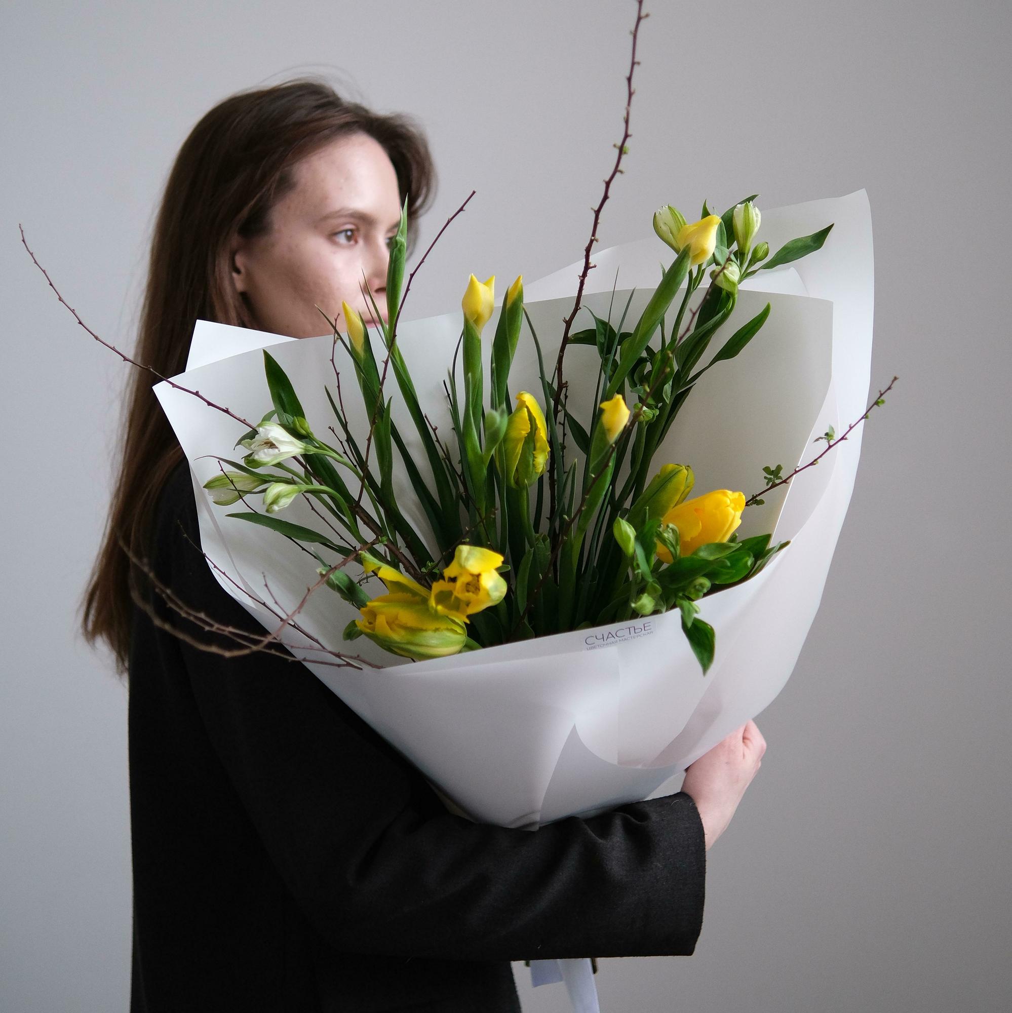 Французские тюльпаны и ирисы