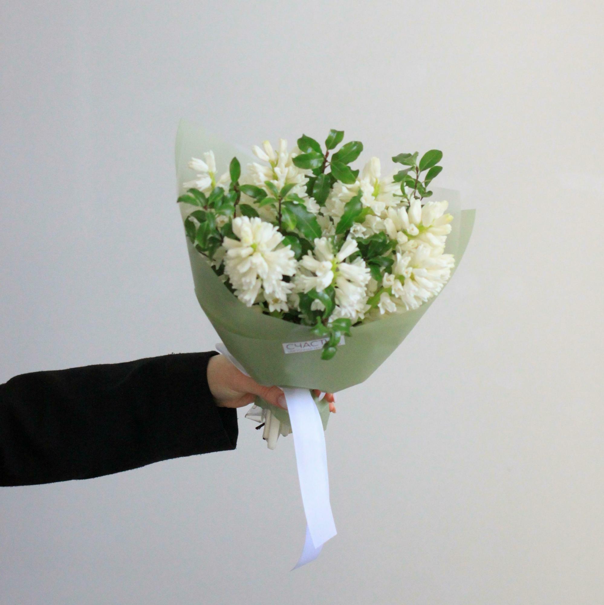 Кулек из гиацинтов