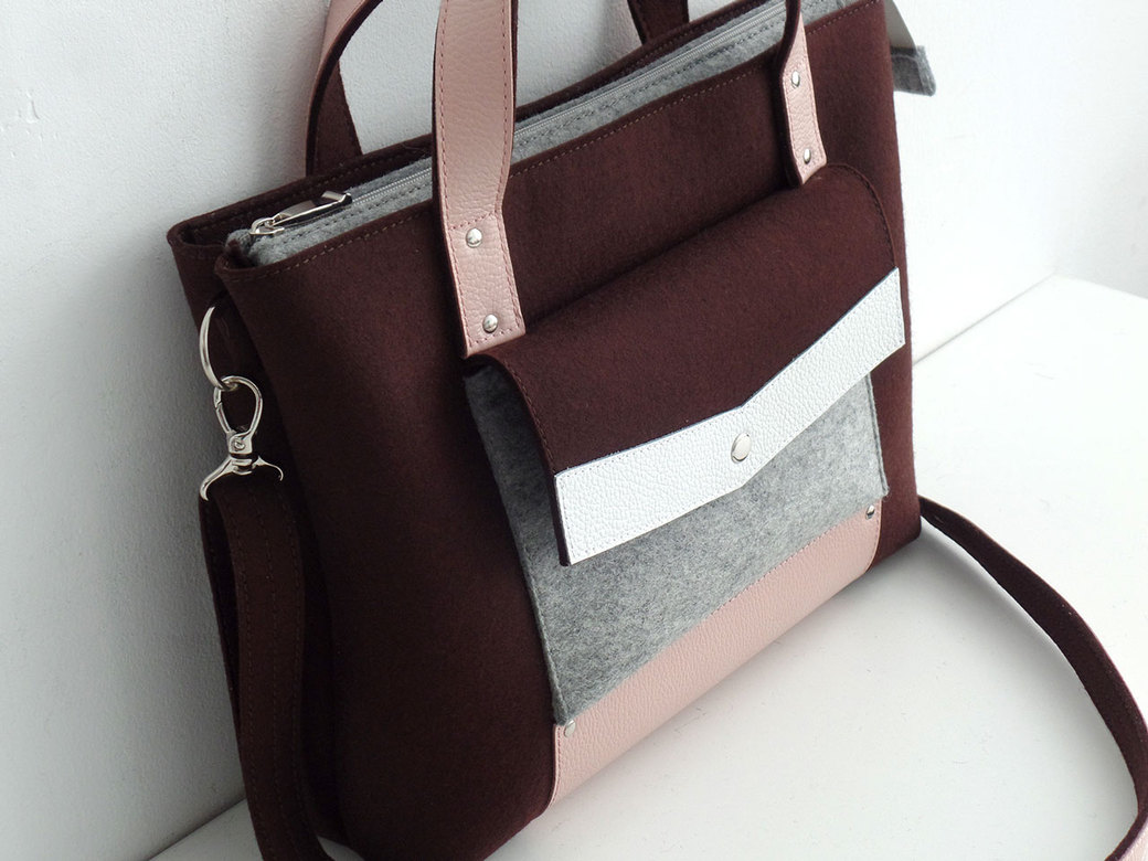 Портфель шоколадный с белой и пудровой кожей