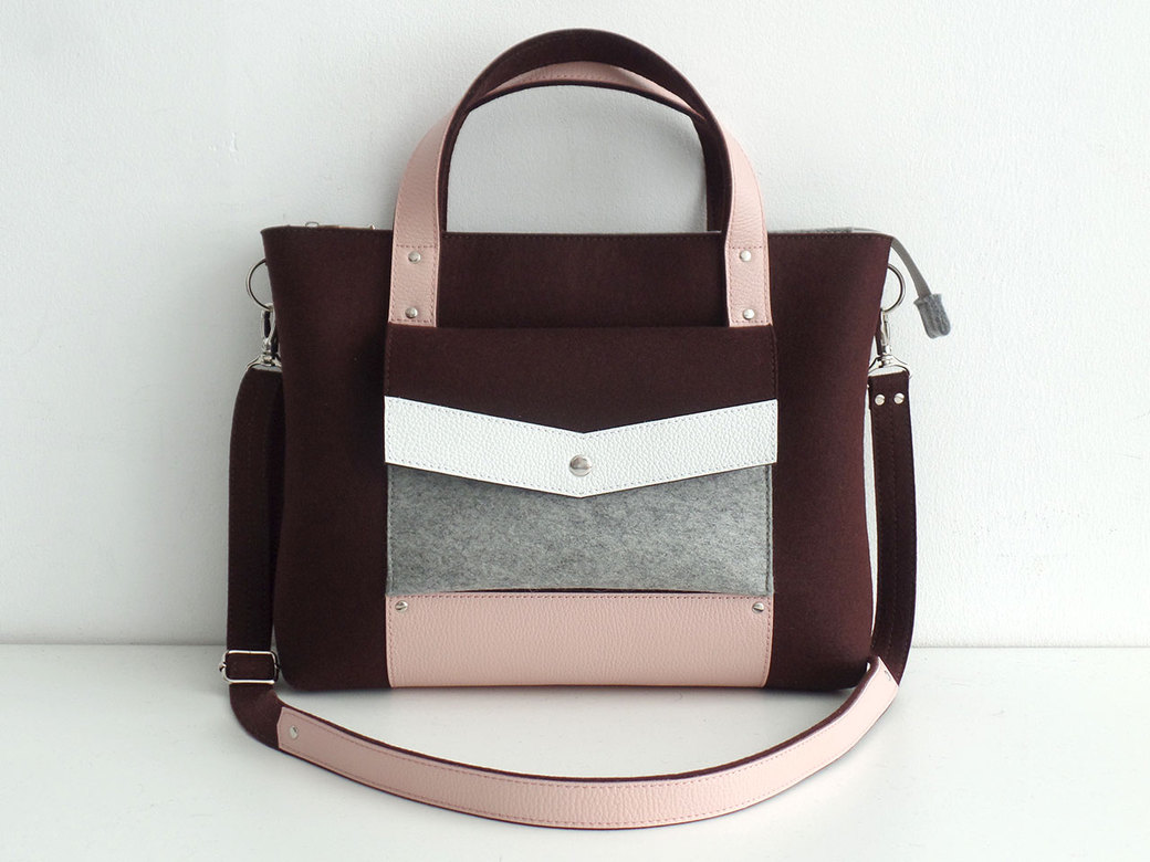 Портфель шоколадный с белой и пудровой кожей