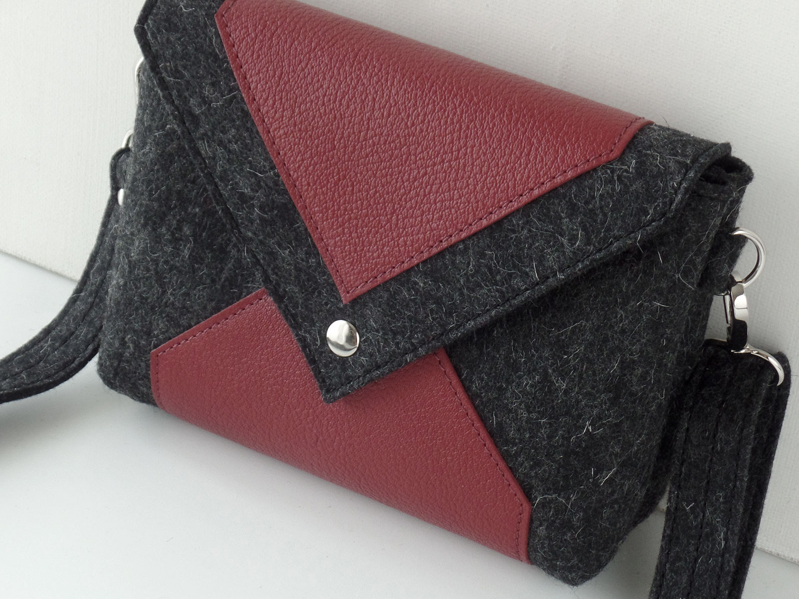 Сумка кроссбоди черный меланж