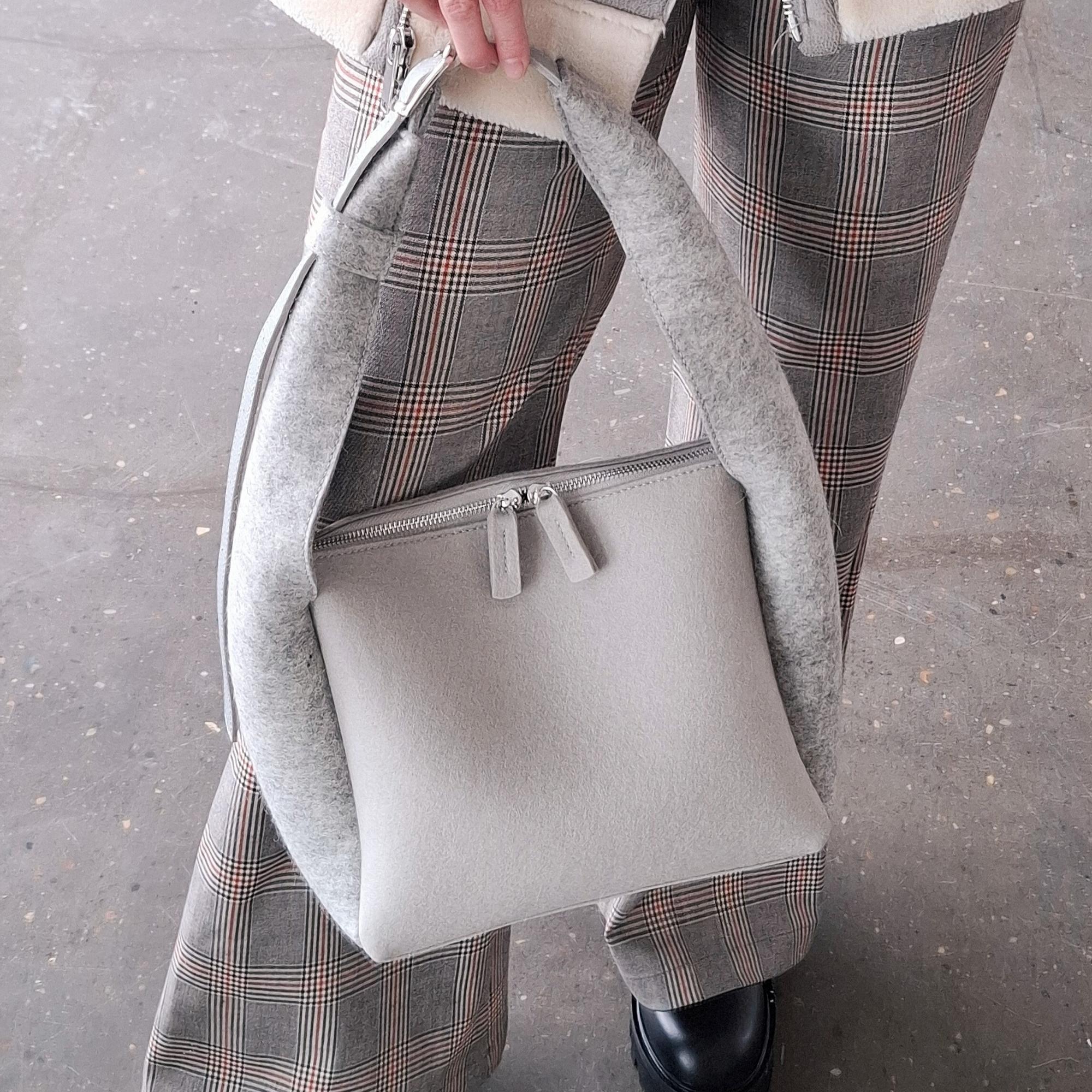 Сумка хобо пепельная