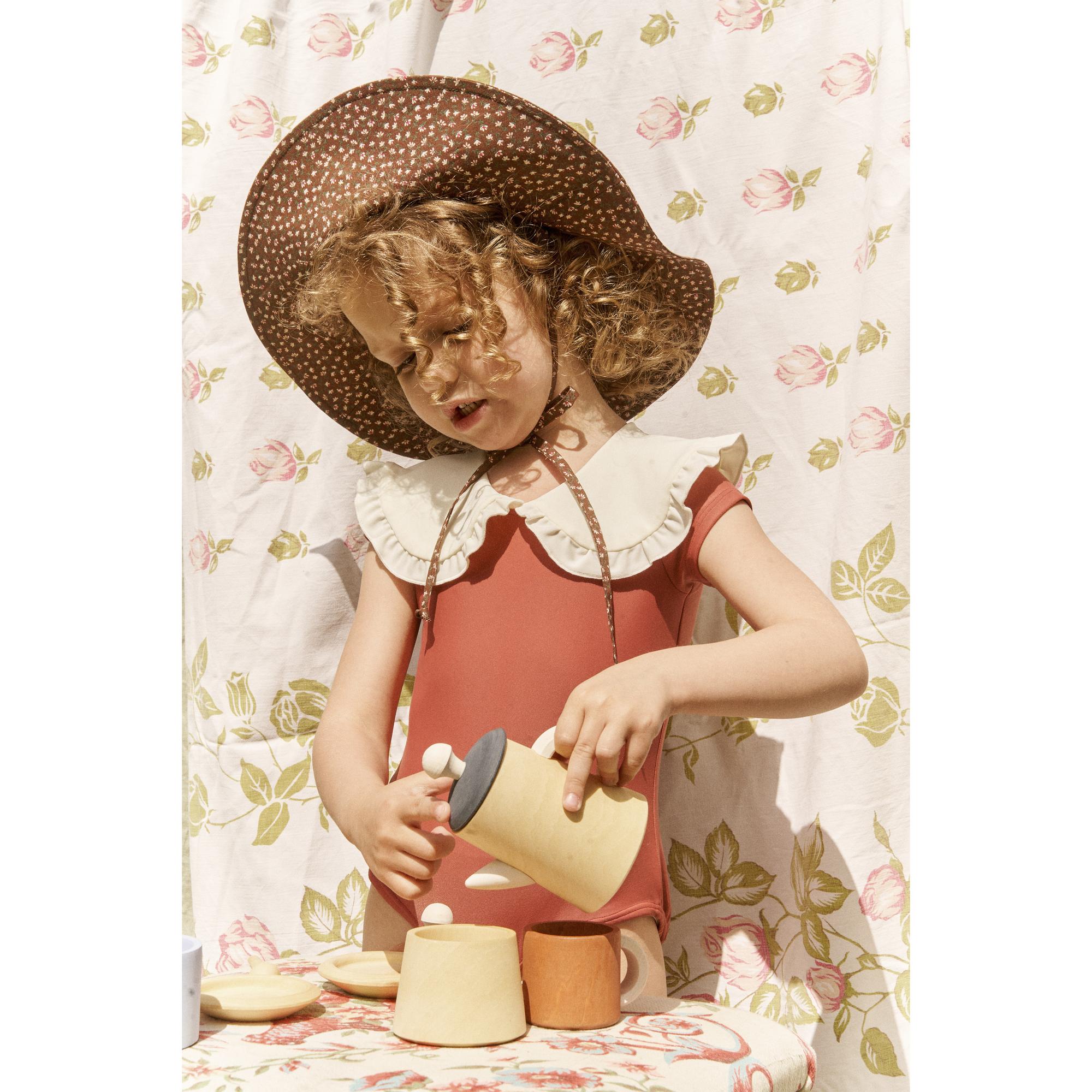 Шляпа BROWN FLOWERS