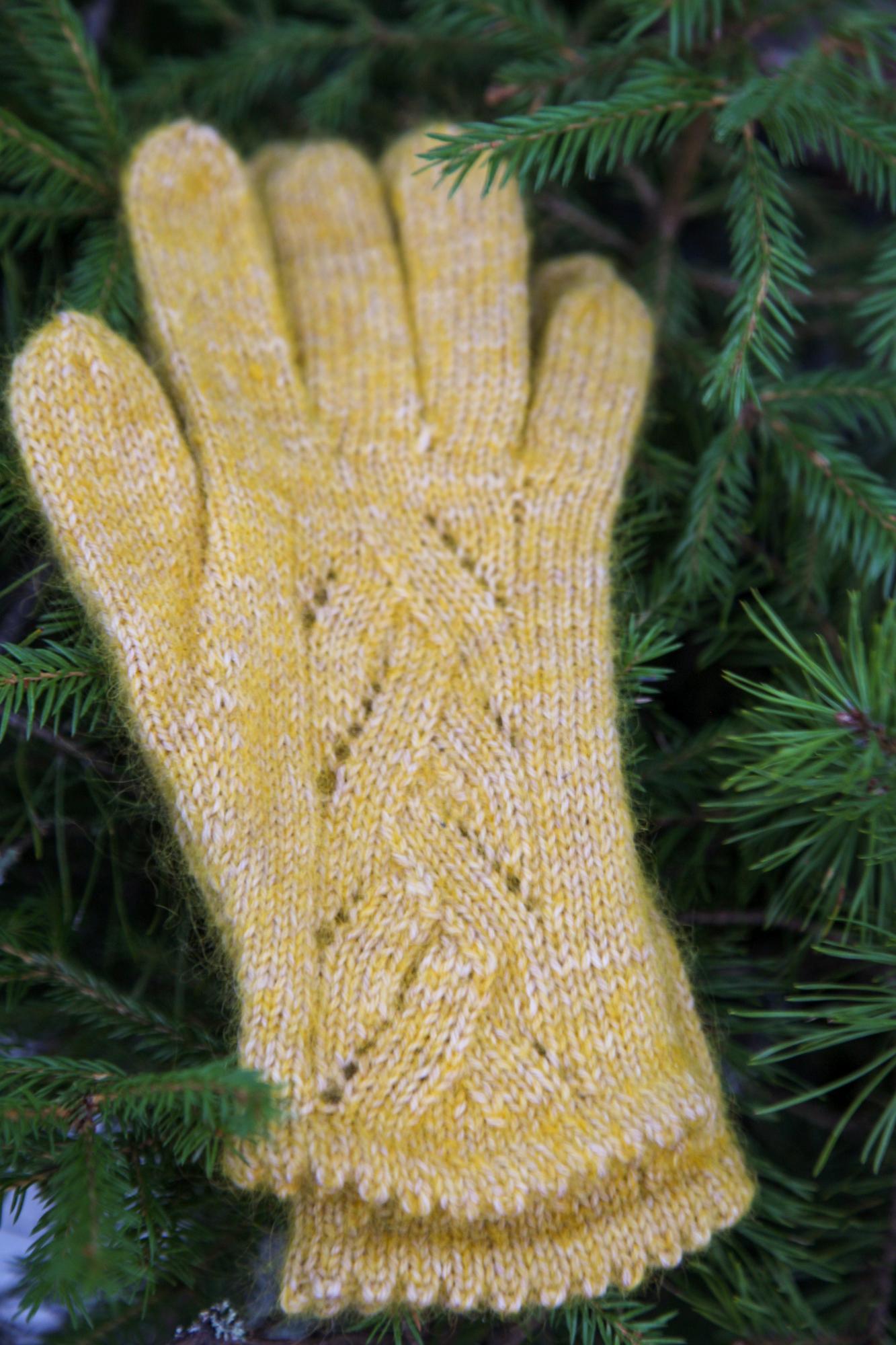 Перчатки "Зимний театр" с классической манжетой