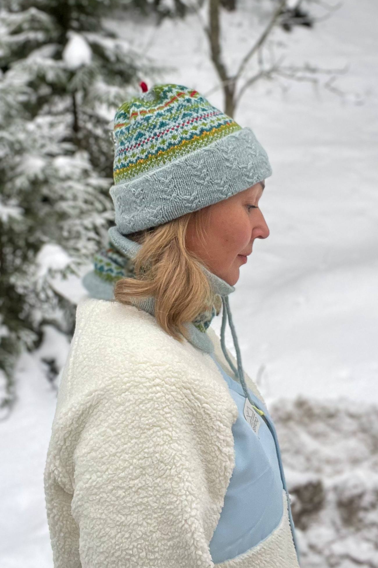 Шапка и снуд "Каникулы"