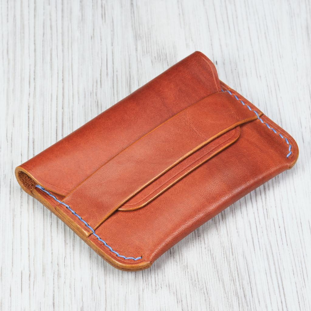 Cardholder с клапаном