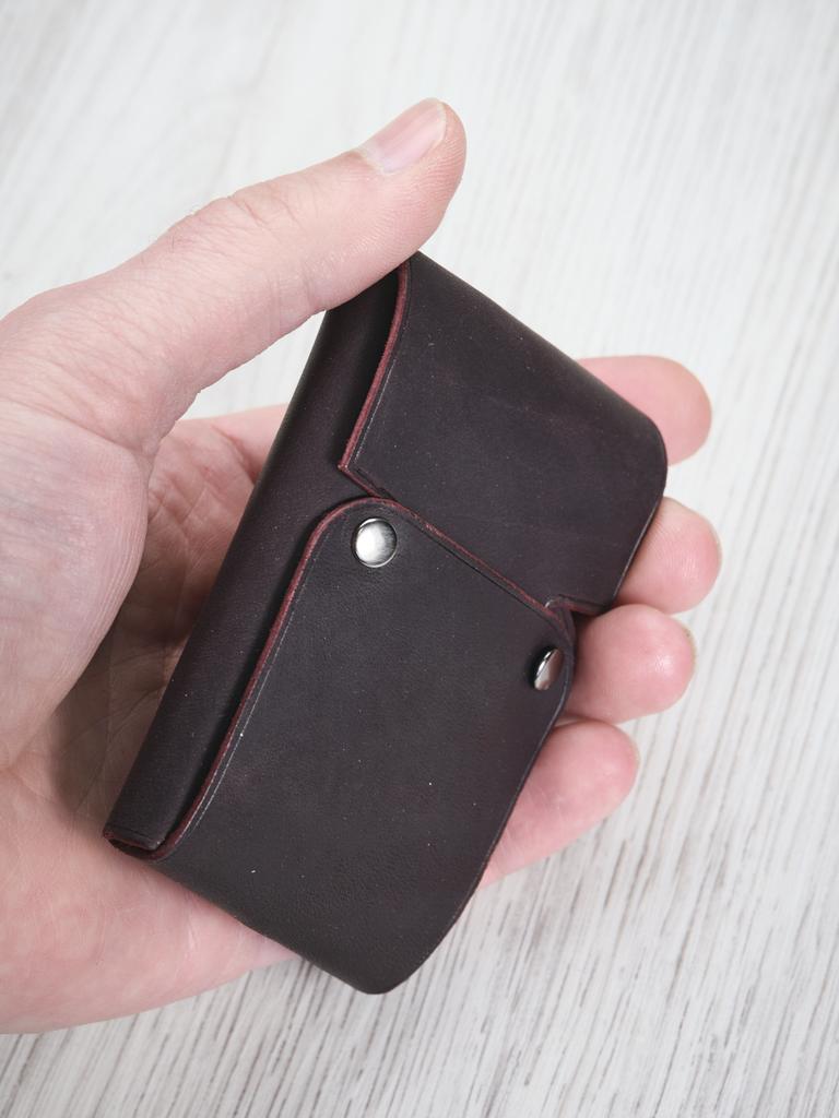 Cardholder Брайт 001