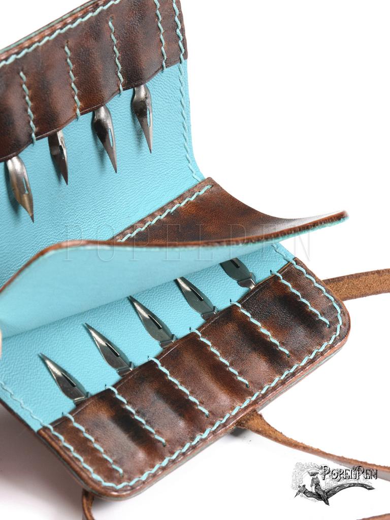 Кожаный пенал для ПЕРЬЕВ. Corten Steel mints