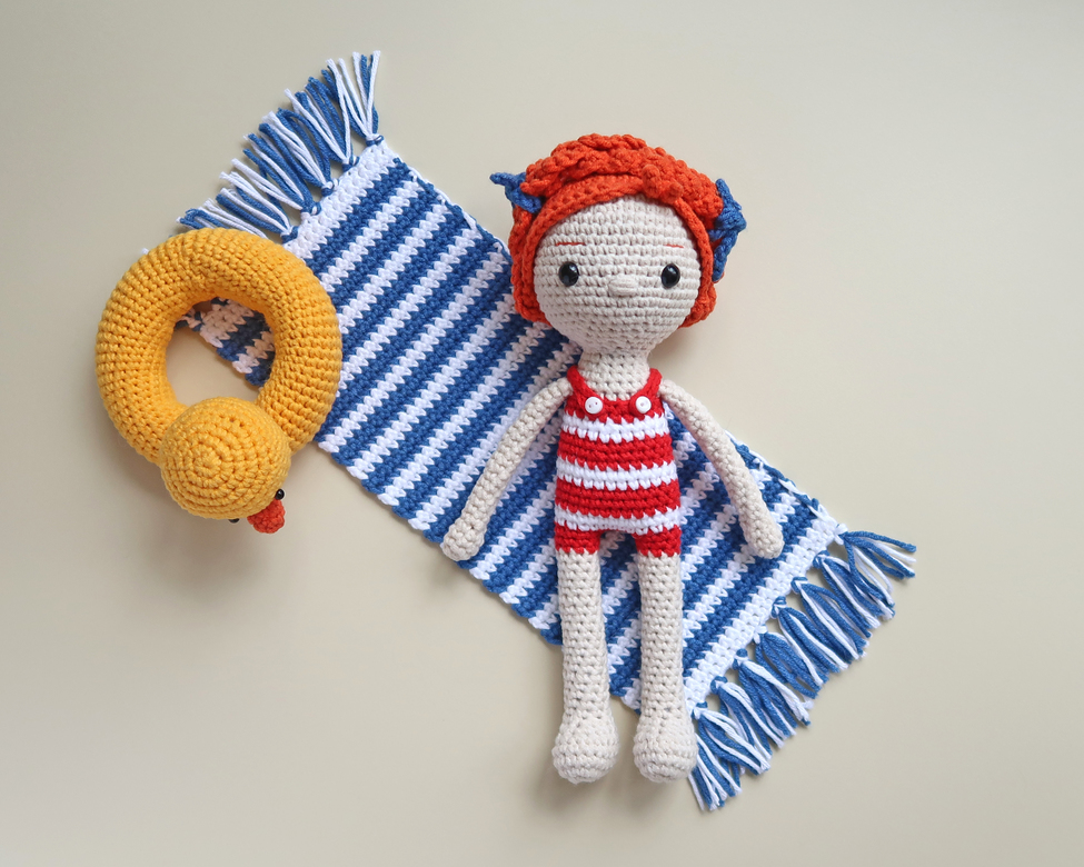 Кукла Лизонька