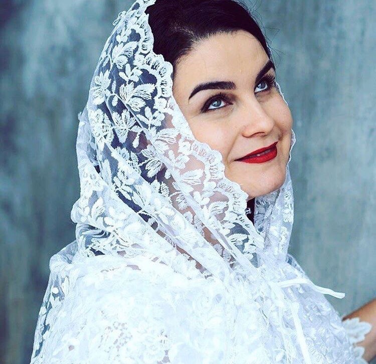 Церковный капюшон "Кружевной" белый