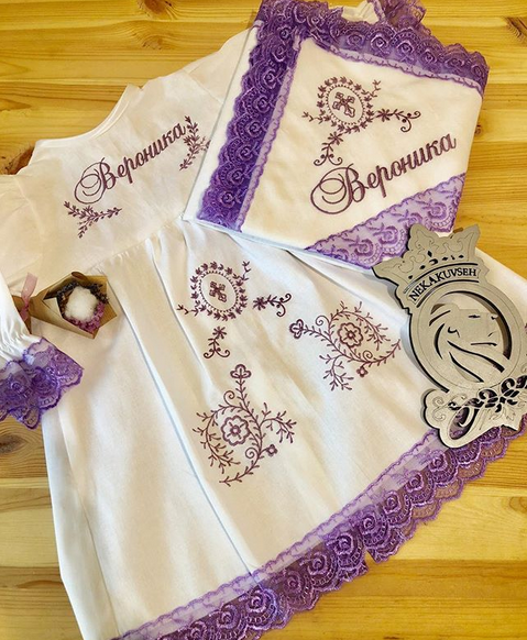 Крестильное именное платье «Сиреневый венок»