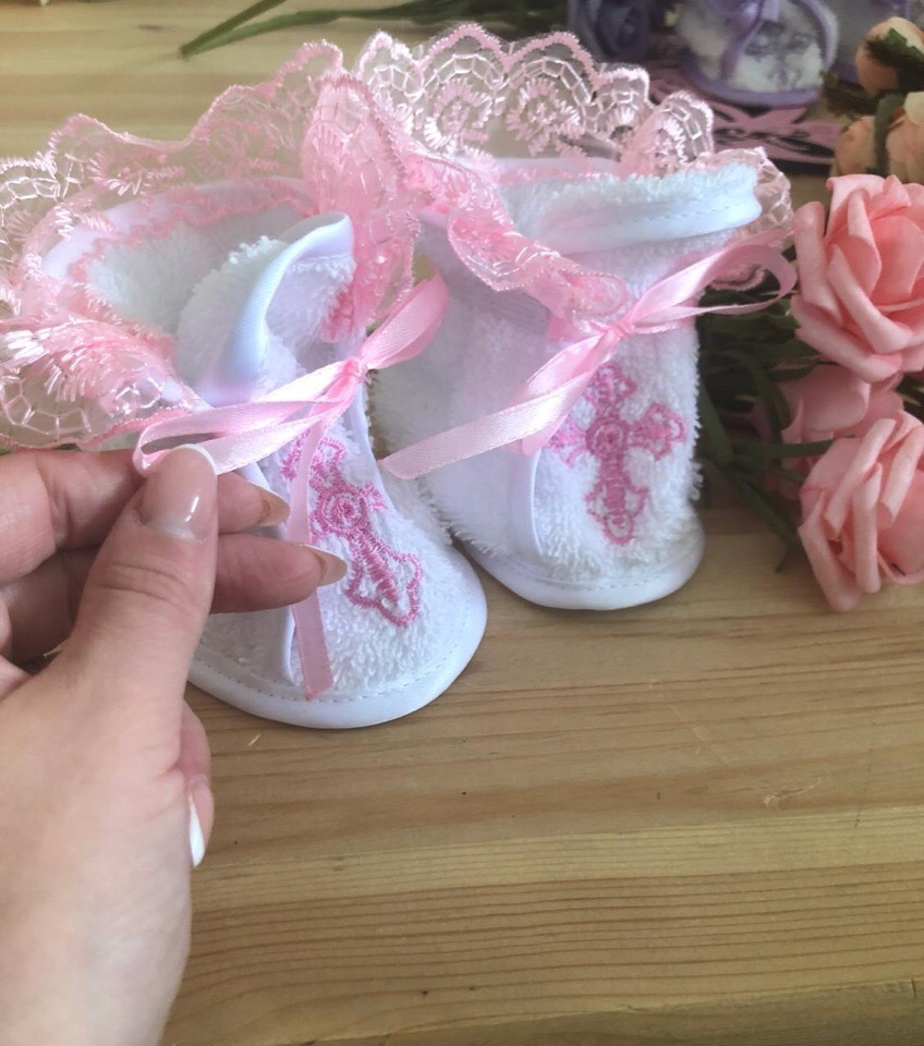 Пинетки махровые с отделкой розовым кружевом