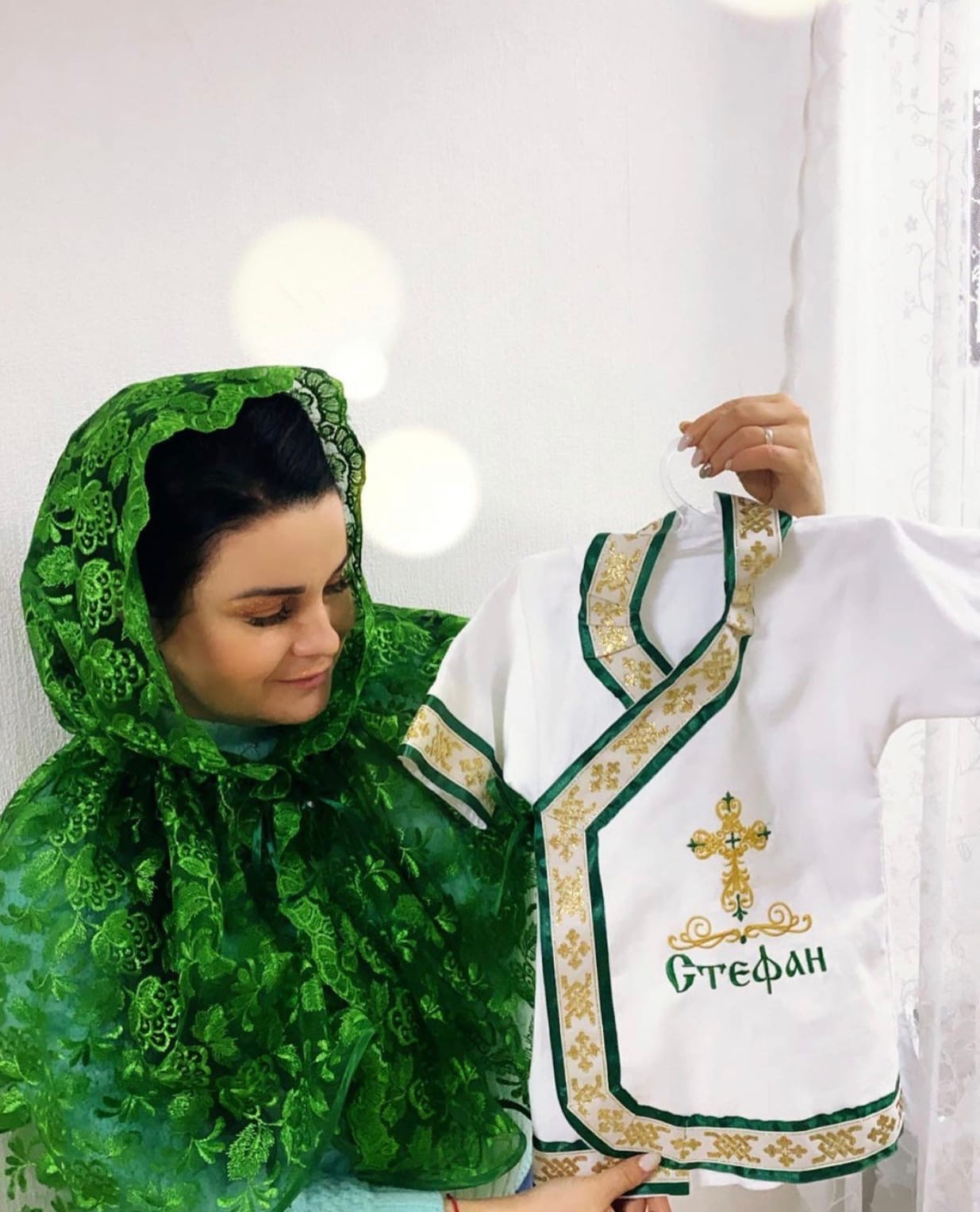 Церковный капюшон "Кружевной" зелёный