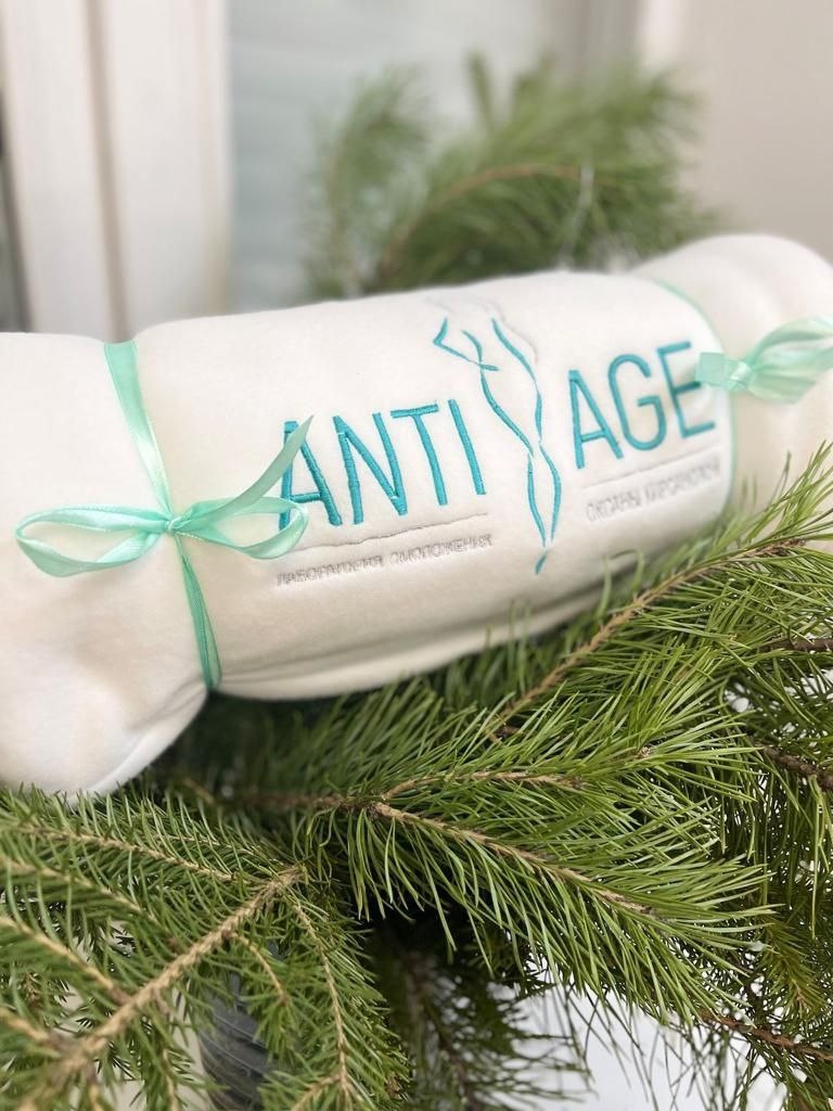 Вышивка на пледах