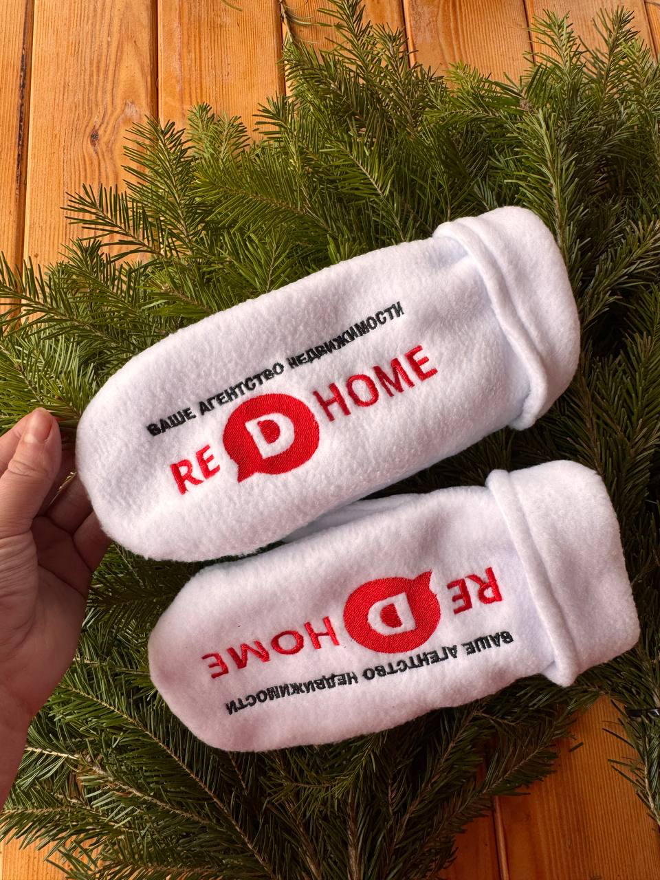 Варежки с логотипом вашей компании под ключ