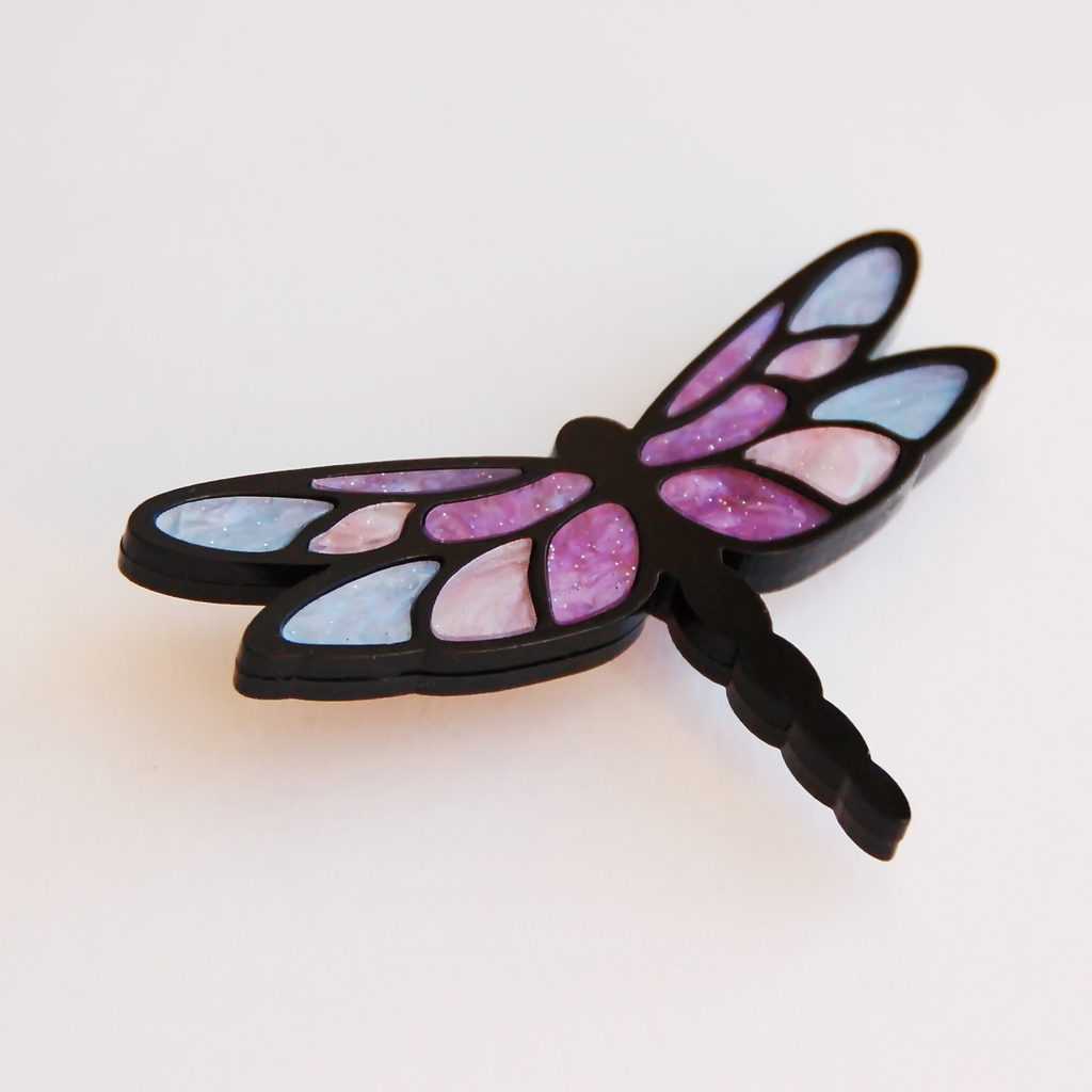 Стрекоза сиренево-голубая