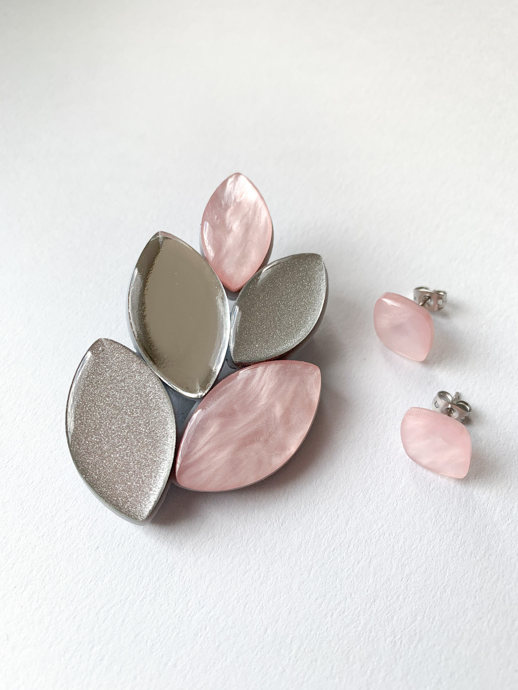 Брошь Листик и пусеты