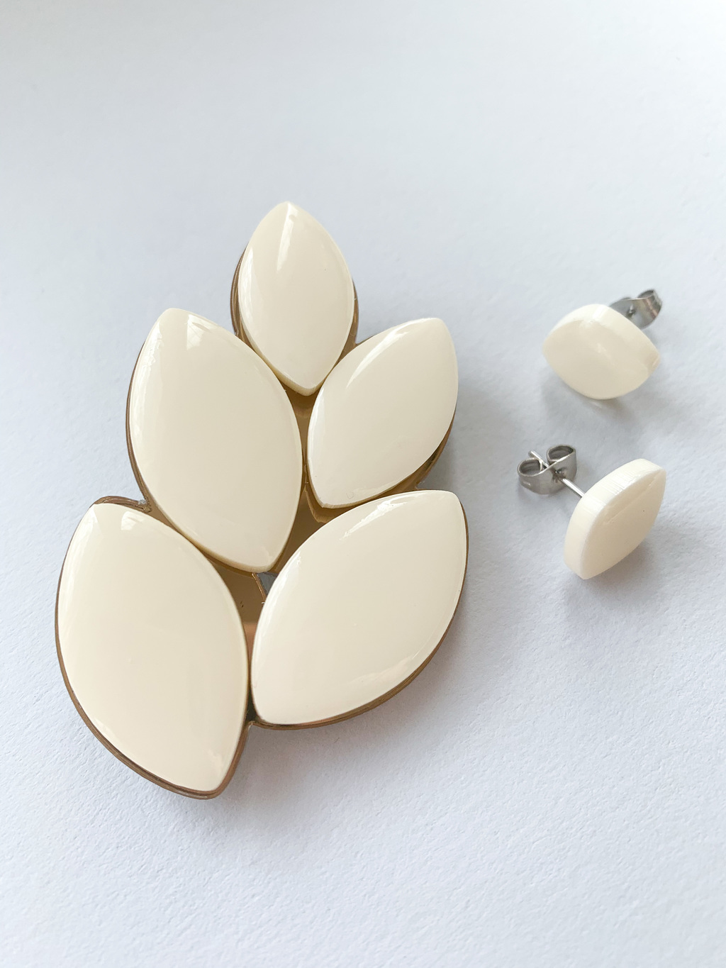 Брошь Листик и пусеты