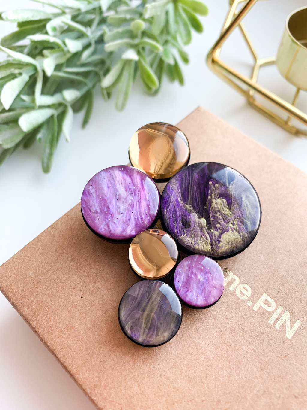 Брошь Гроздь