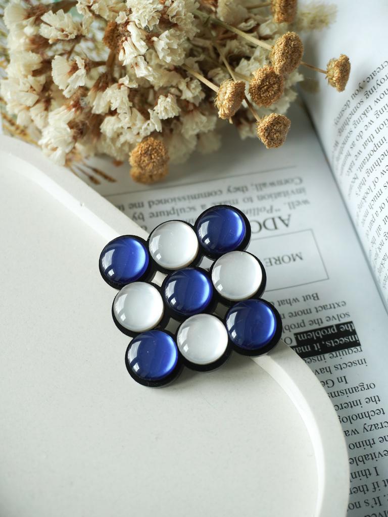 Брошь Пятнашки