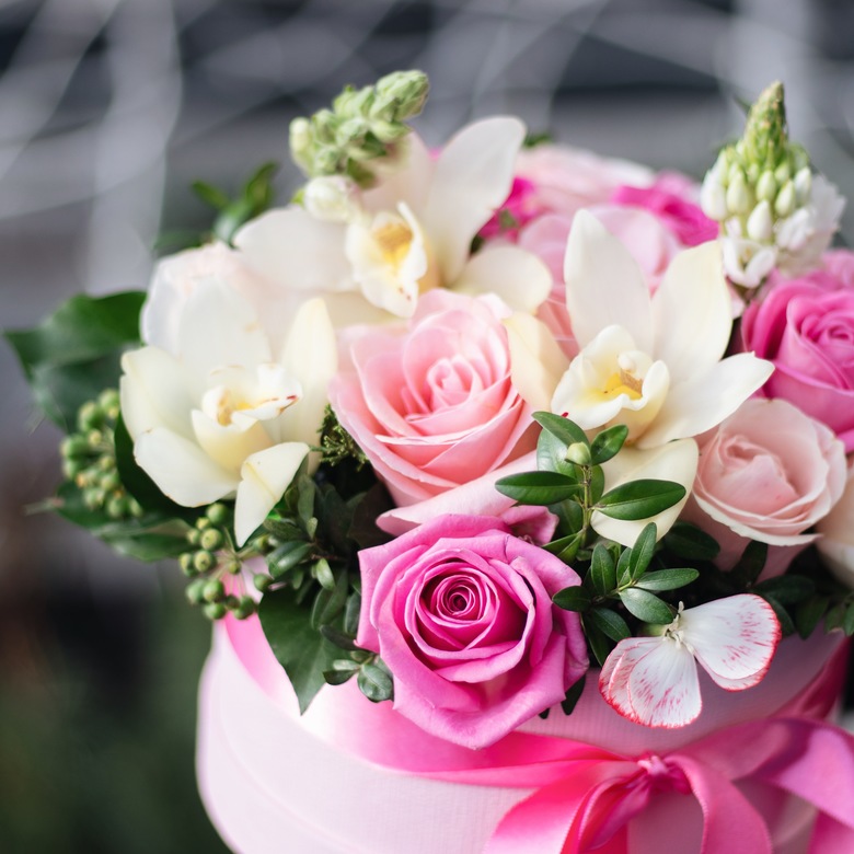 Коробка с розой, орнитогалумом и львиным зевом 0196