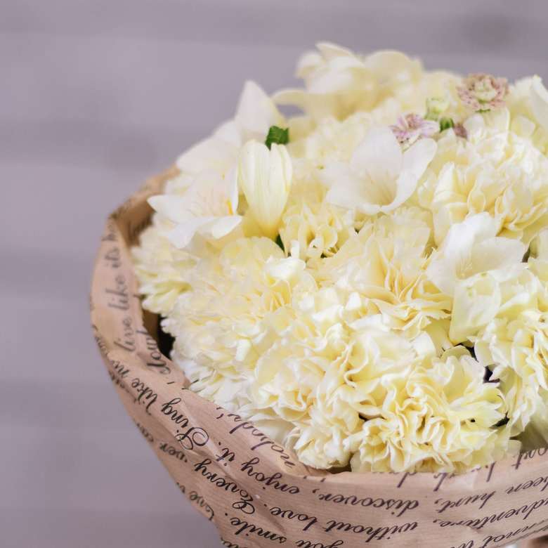 Букет с гвоздикой 0211