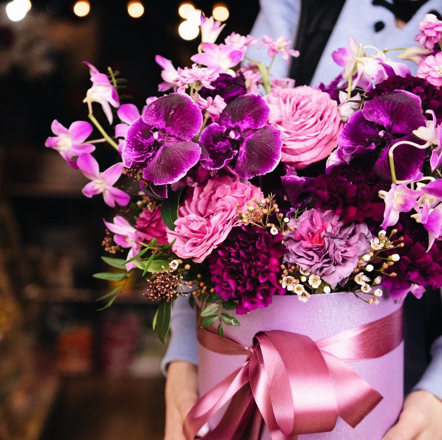 Коробка с орхидеей и розой 0328