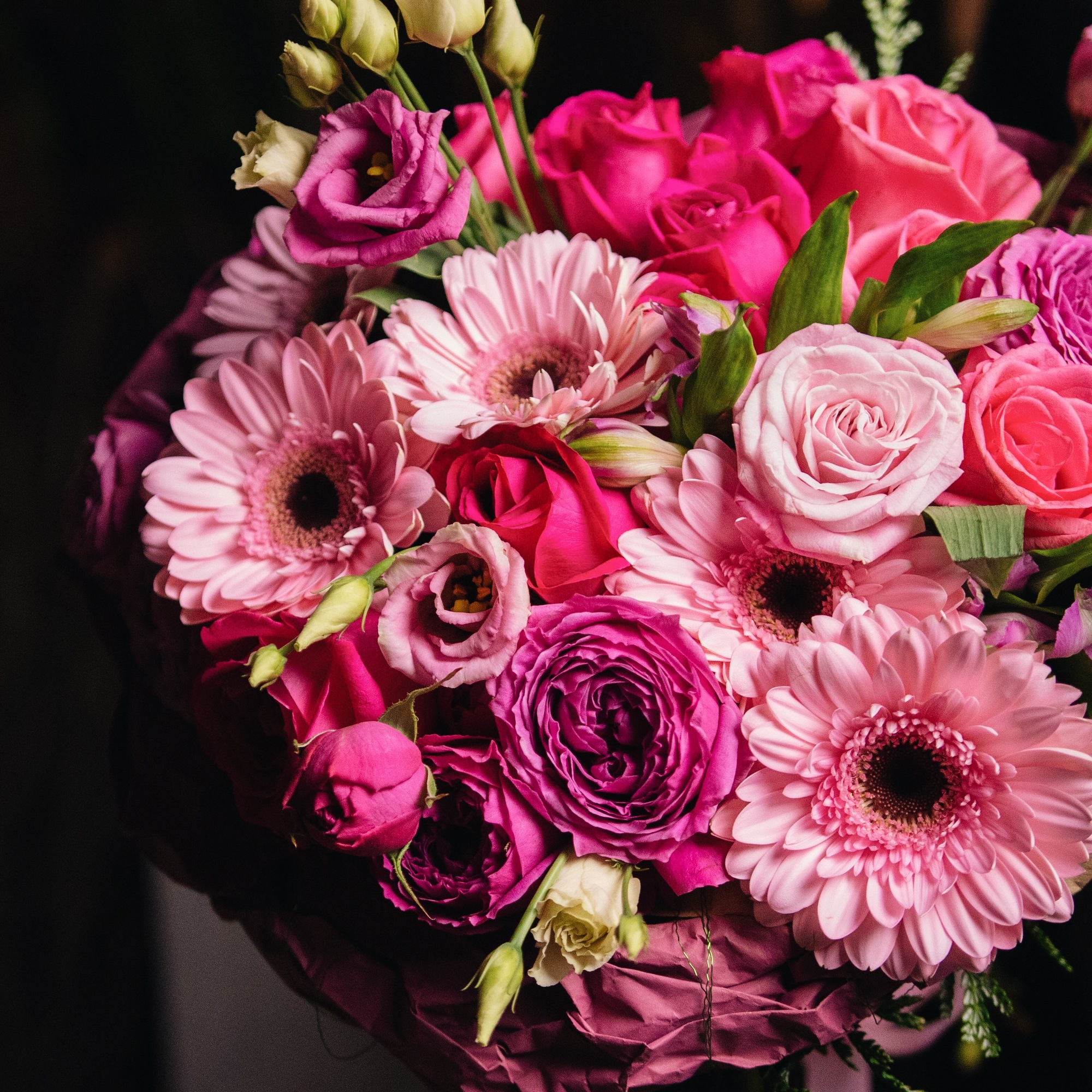 Букет с розой, герберой и эустомой 0330