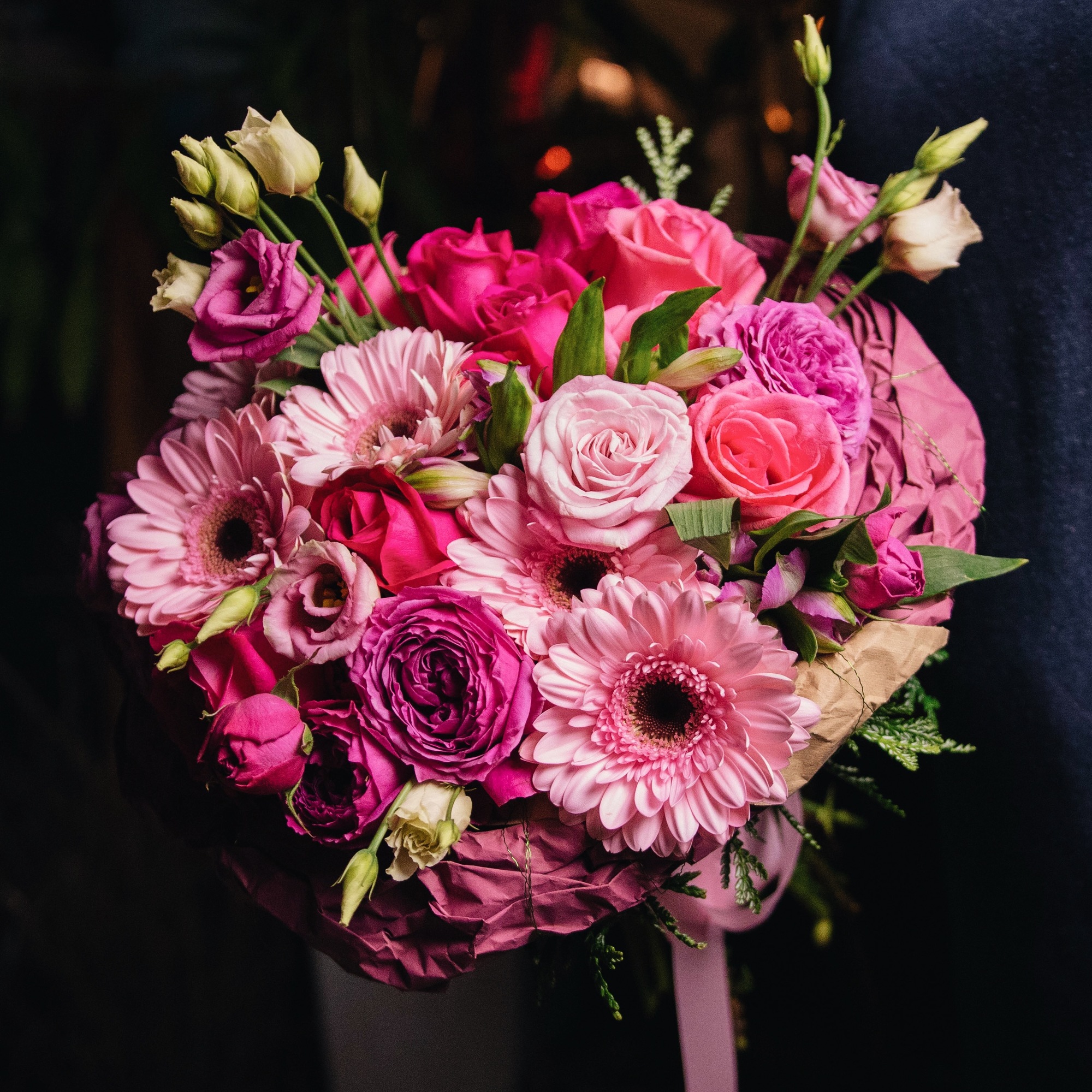 Букет с розой, герберой и эустомой 0330