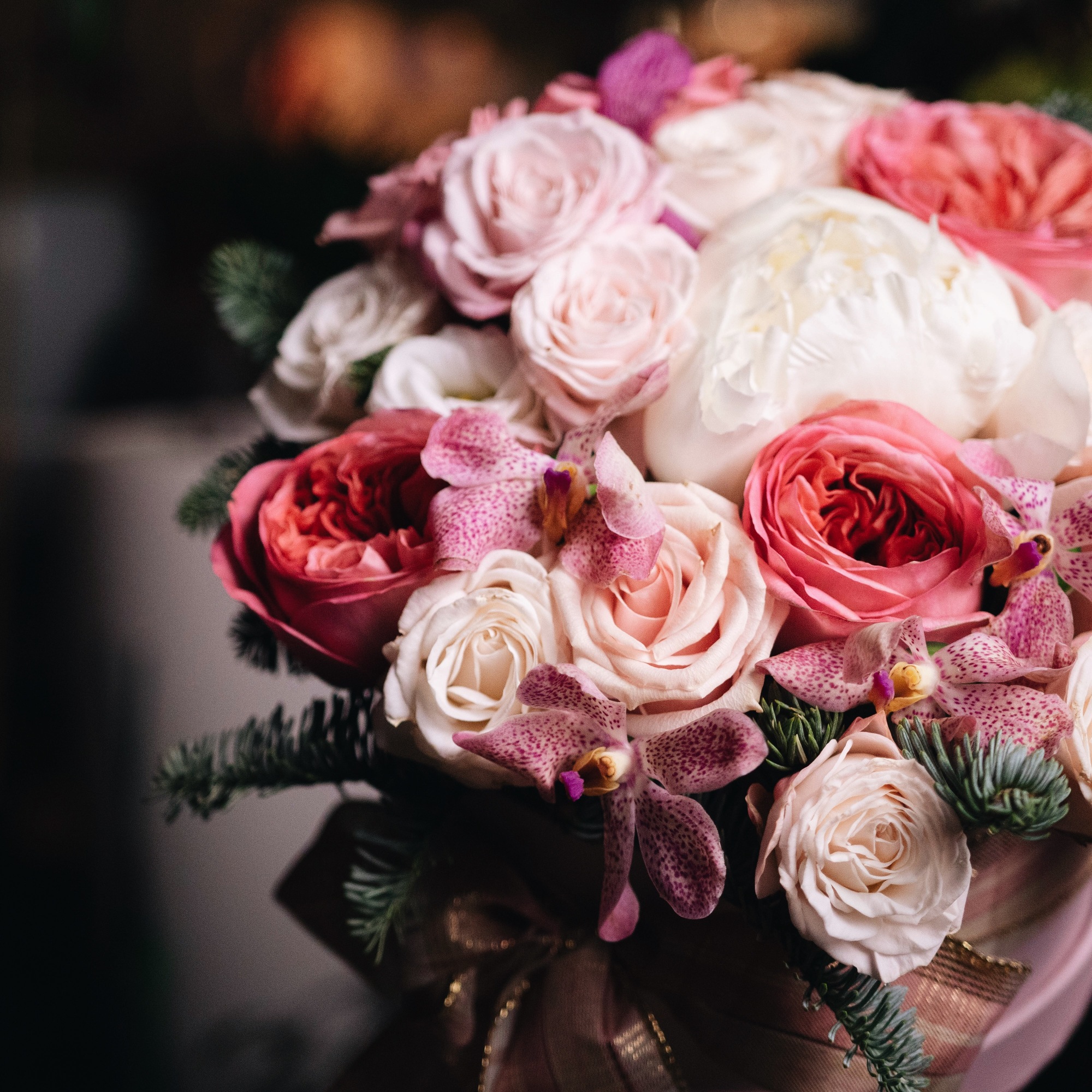 Коробка с пионом и розой 0339