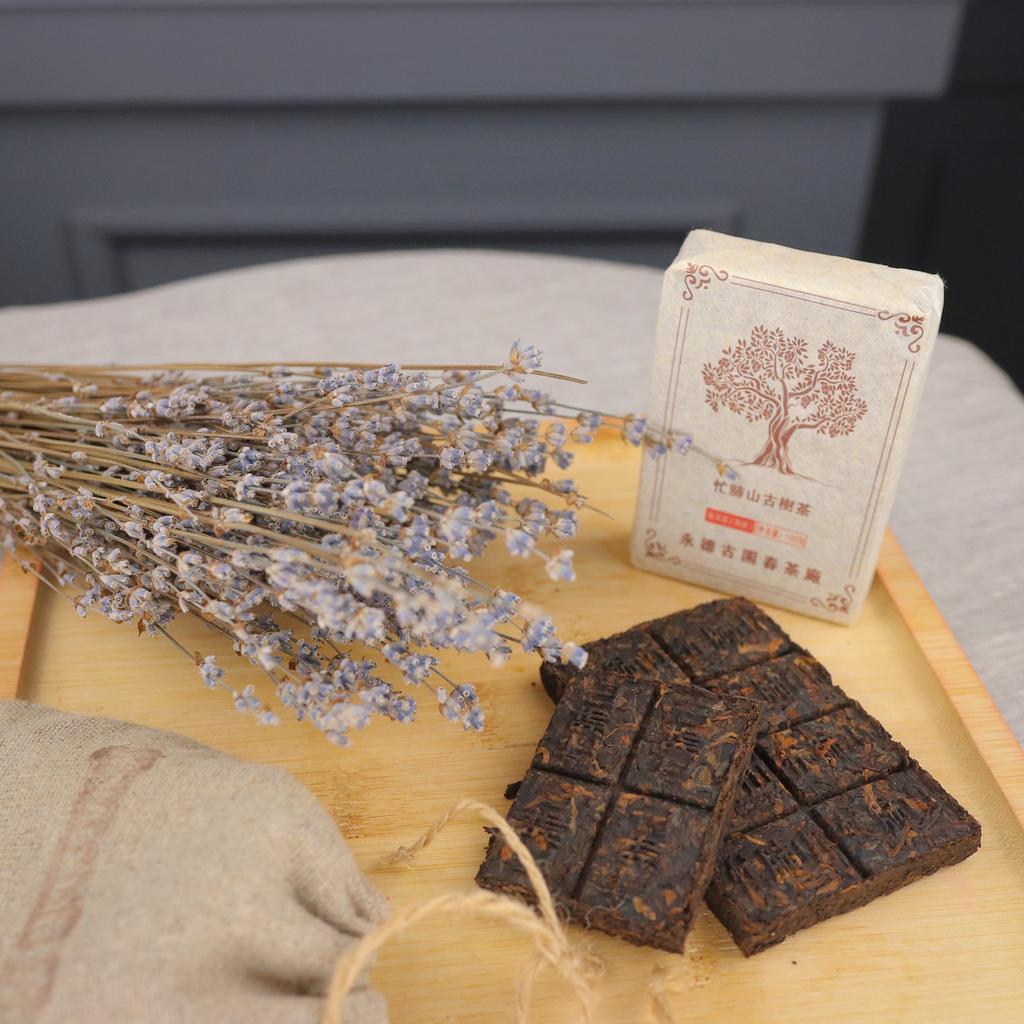 Шу пуэр, 2010 г. Гуаньчунь "Манфей"