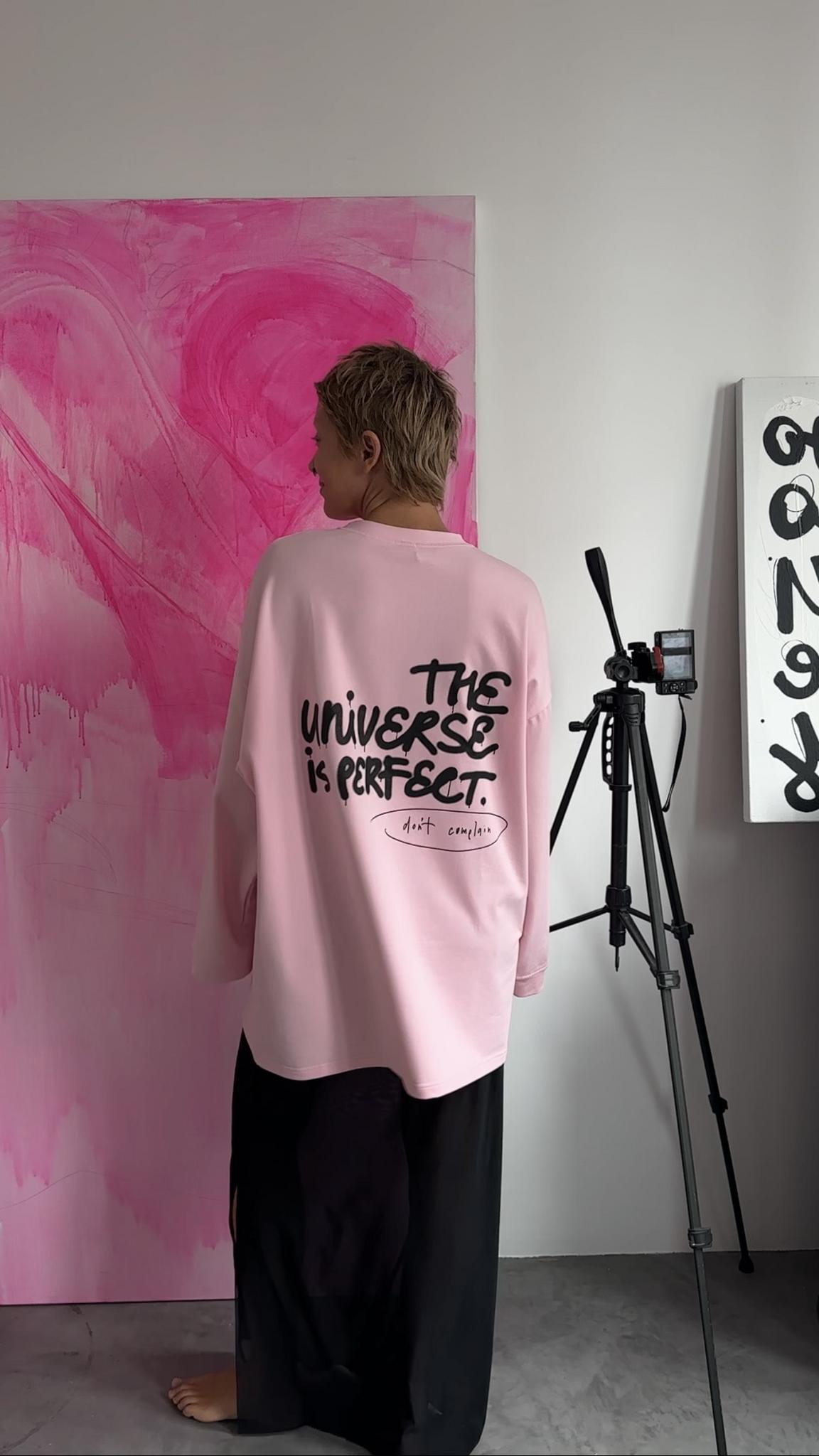 THE UNIVERSE IS PERFECT // выбери цвет