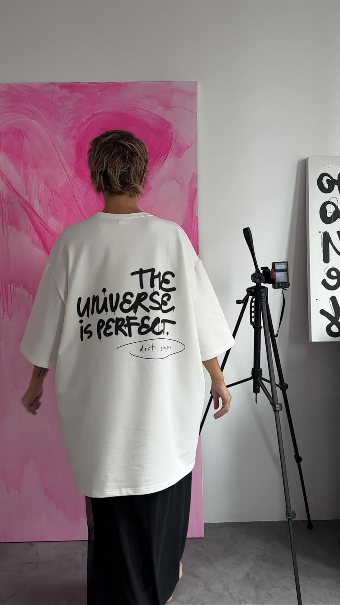 THE UNIVERSE IS PERFECT // выбери цвет