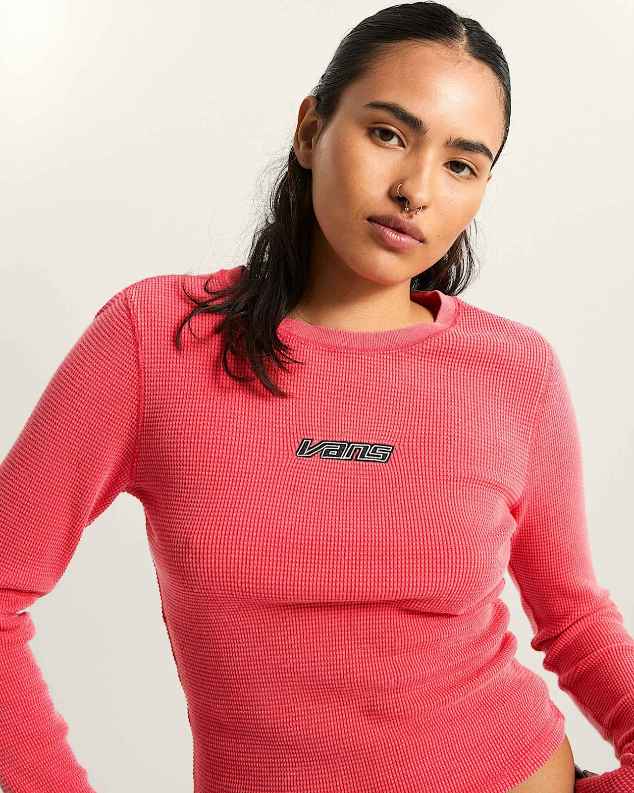 СВИТШОТ ЖЕН. TERI WAFFLE LONG SLEEVE CRIMSON HAZE